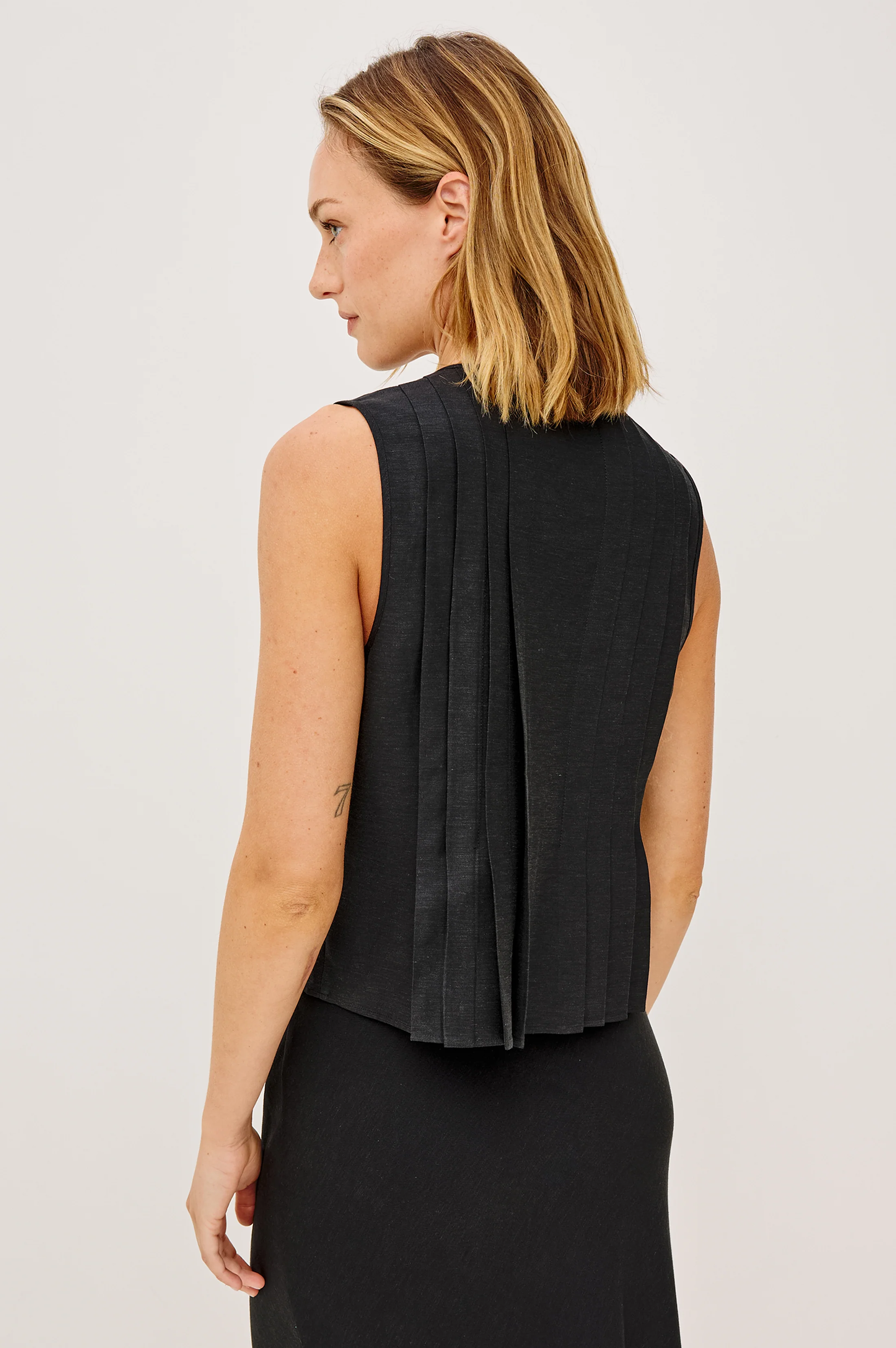 AJA TOP - BLACK LINEN - Image 4