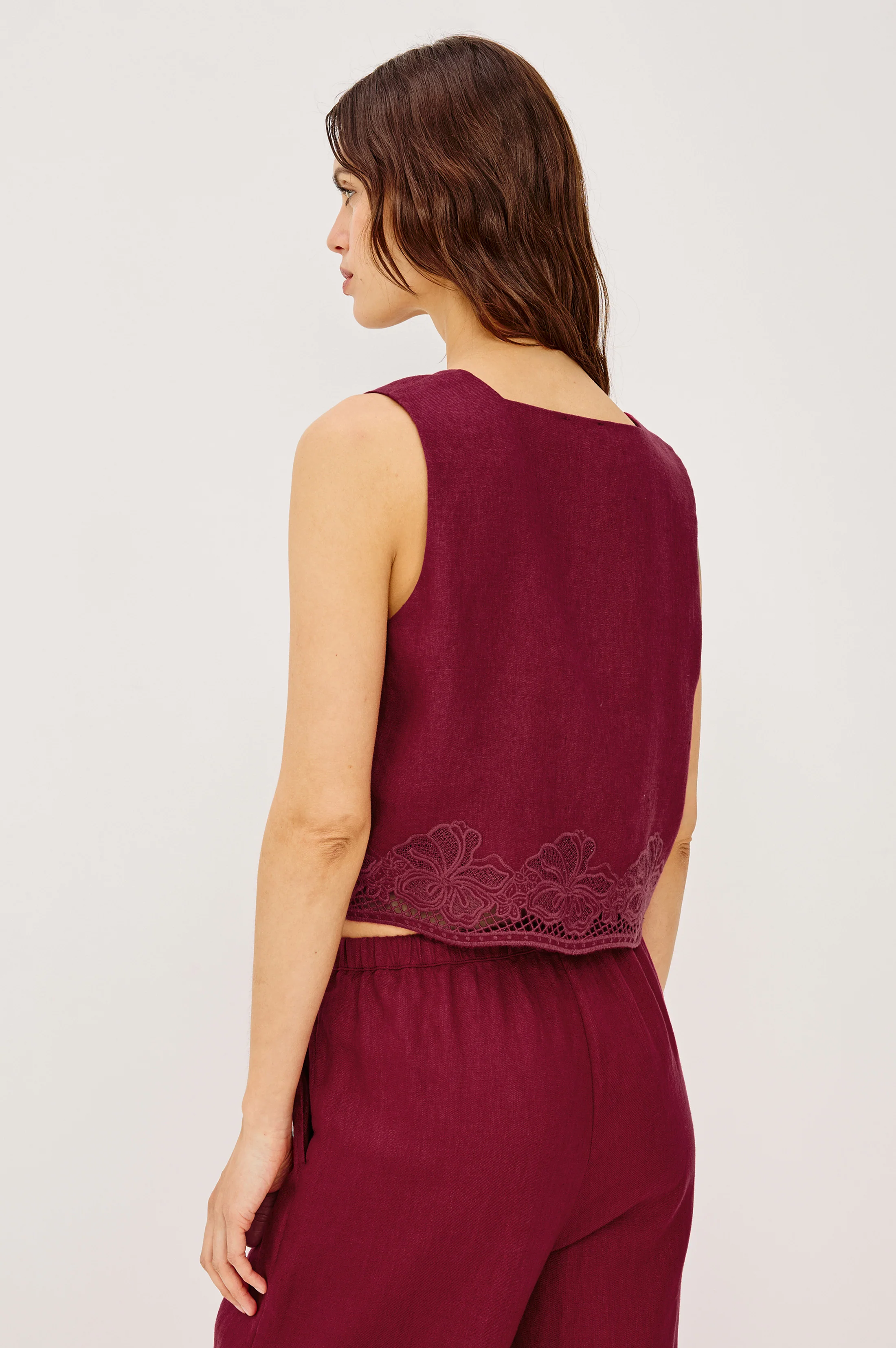 AKIRA TOP - BERRY HIBISCUS EMBROIDERY - Image 5