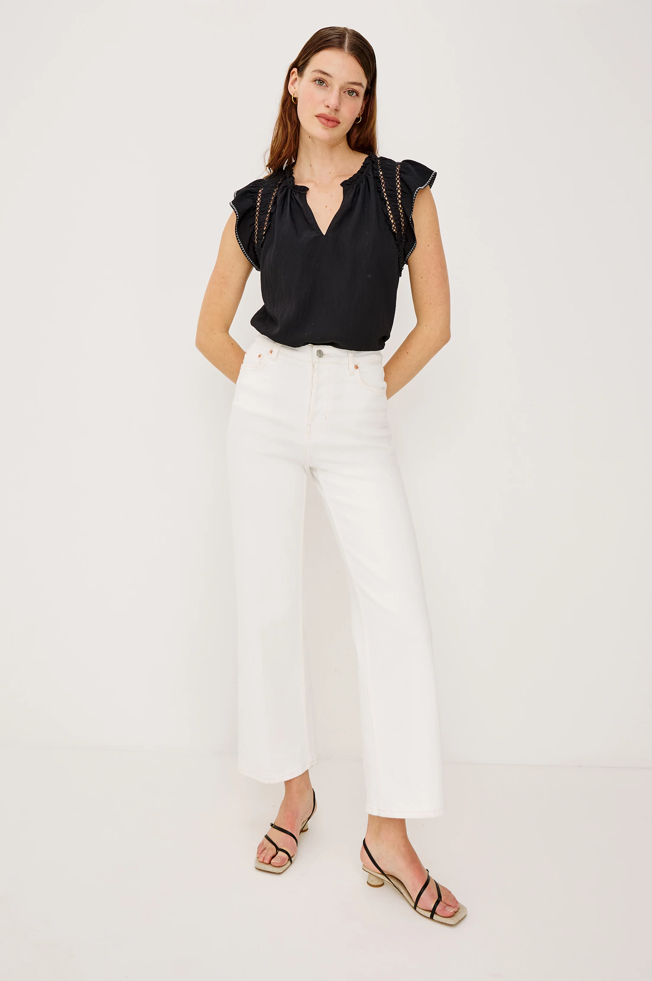 ALLEA TOP - BLACK - Image 3
