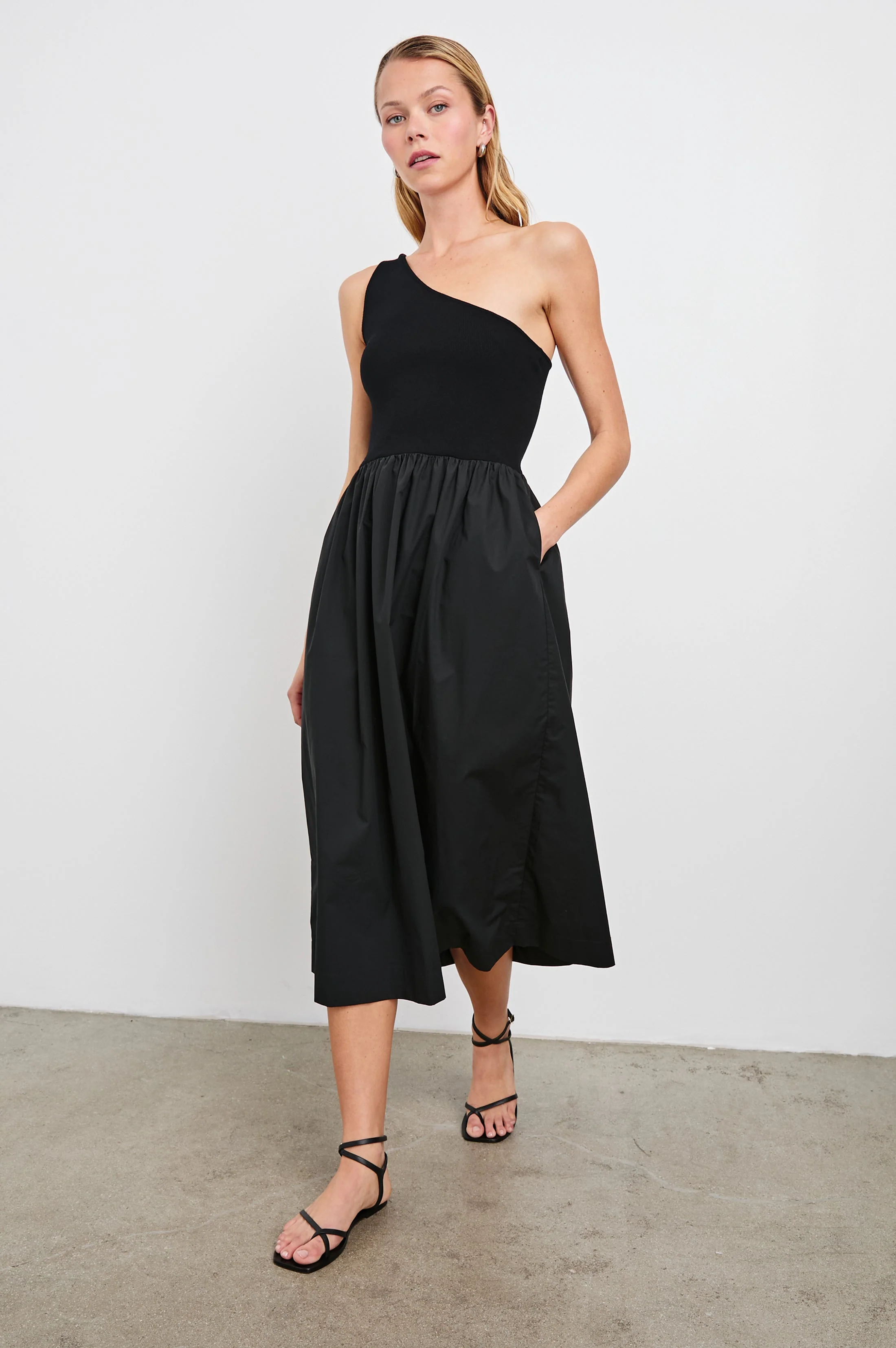 ANITA DRESS - BLACK