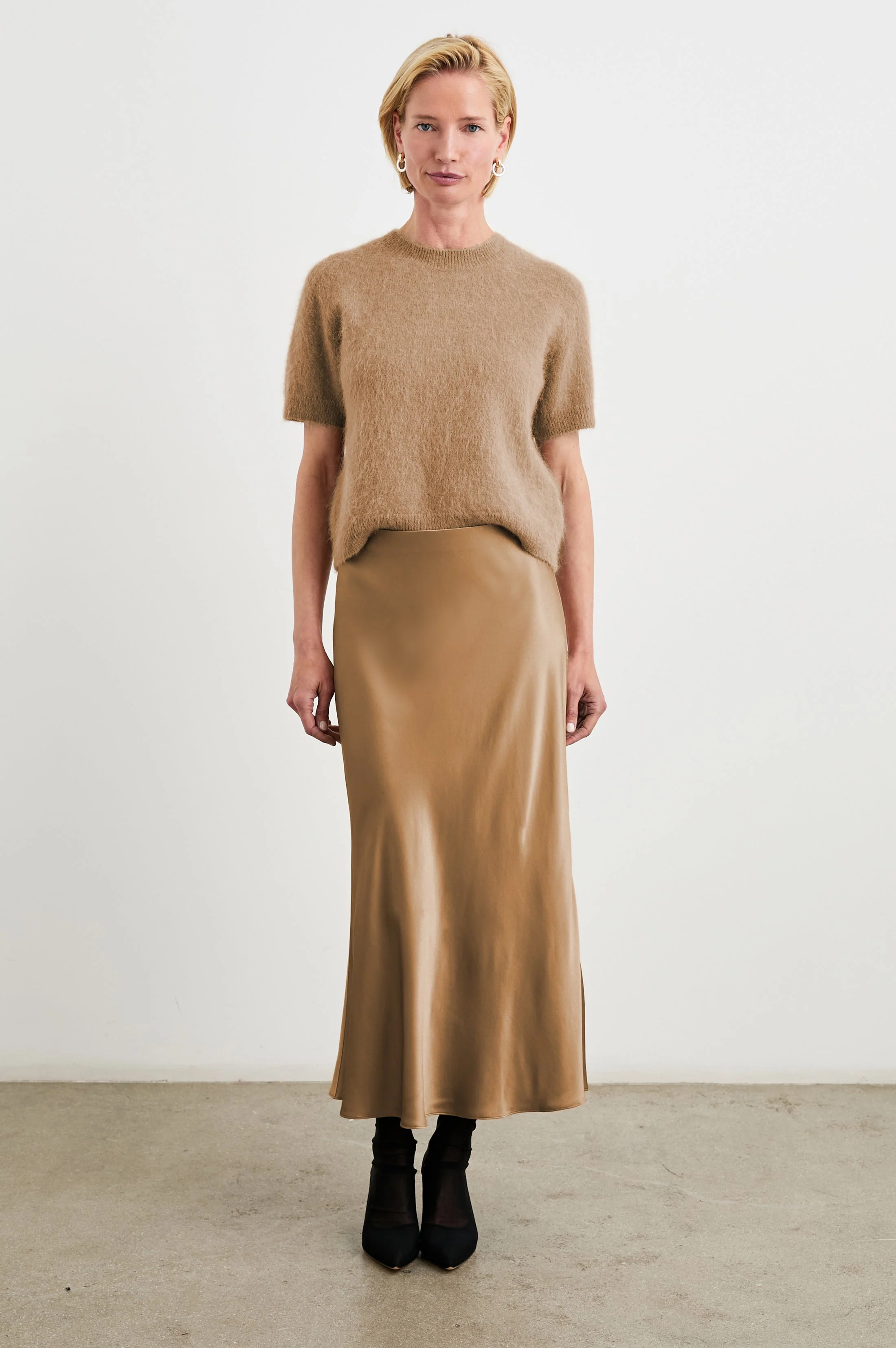 ANYA SKIRT - CAMEL - Image 3