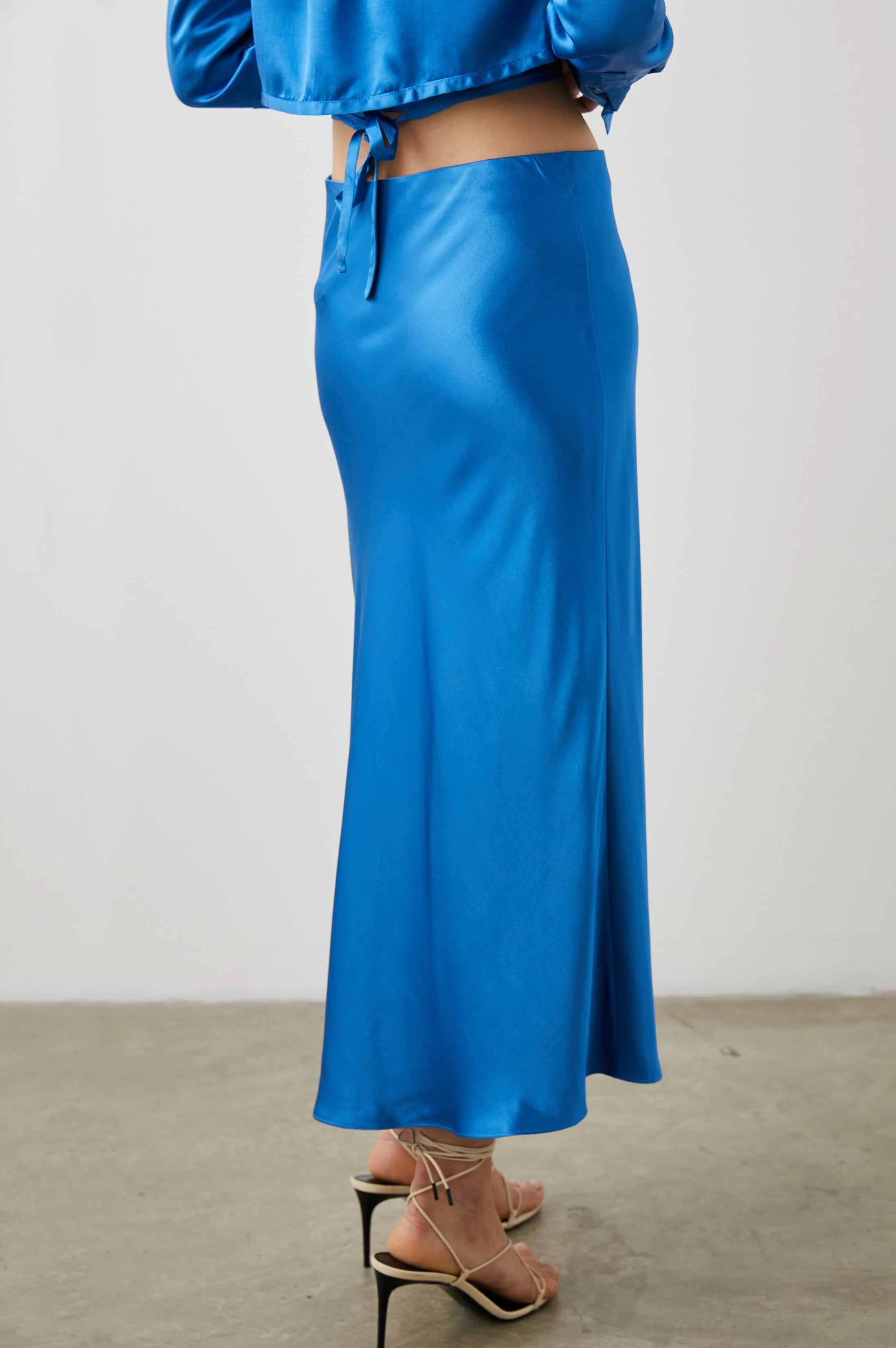 ANYA SKIRT - COBALT - Image 5