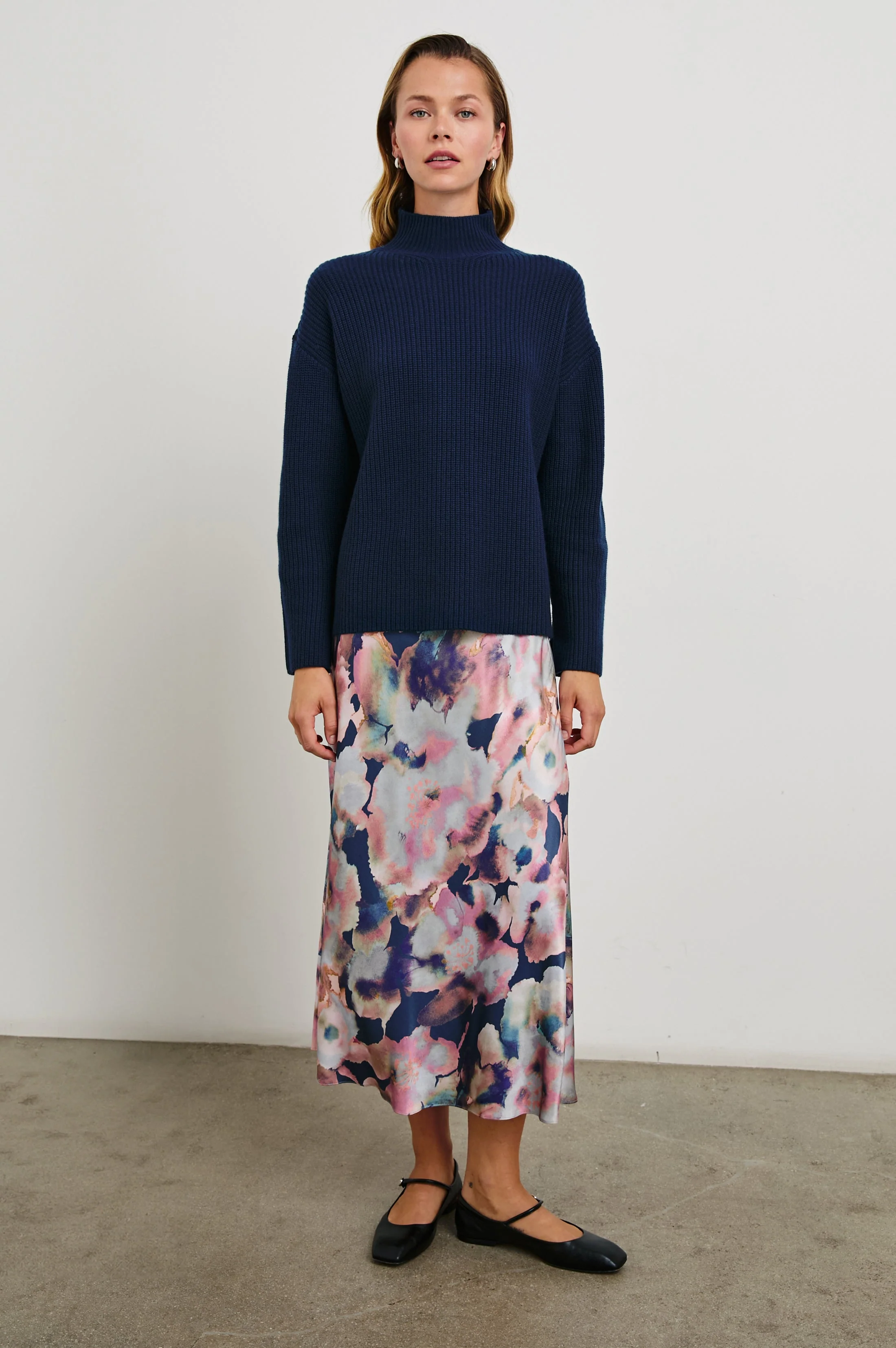 ANYA SKIRT - MIDNIGHT VERBENA - Image 3