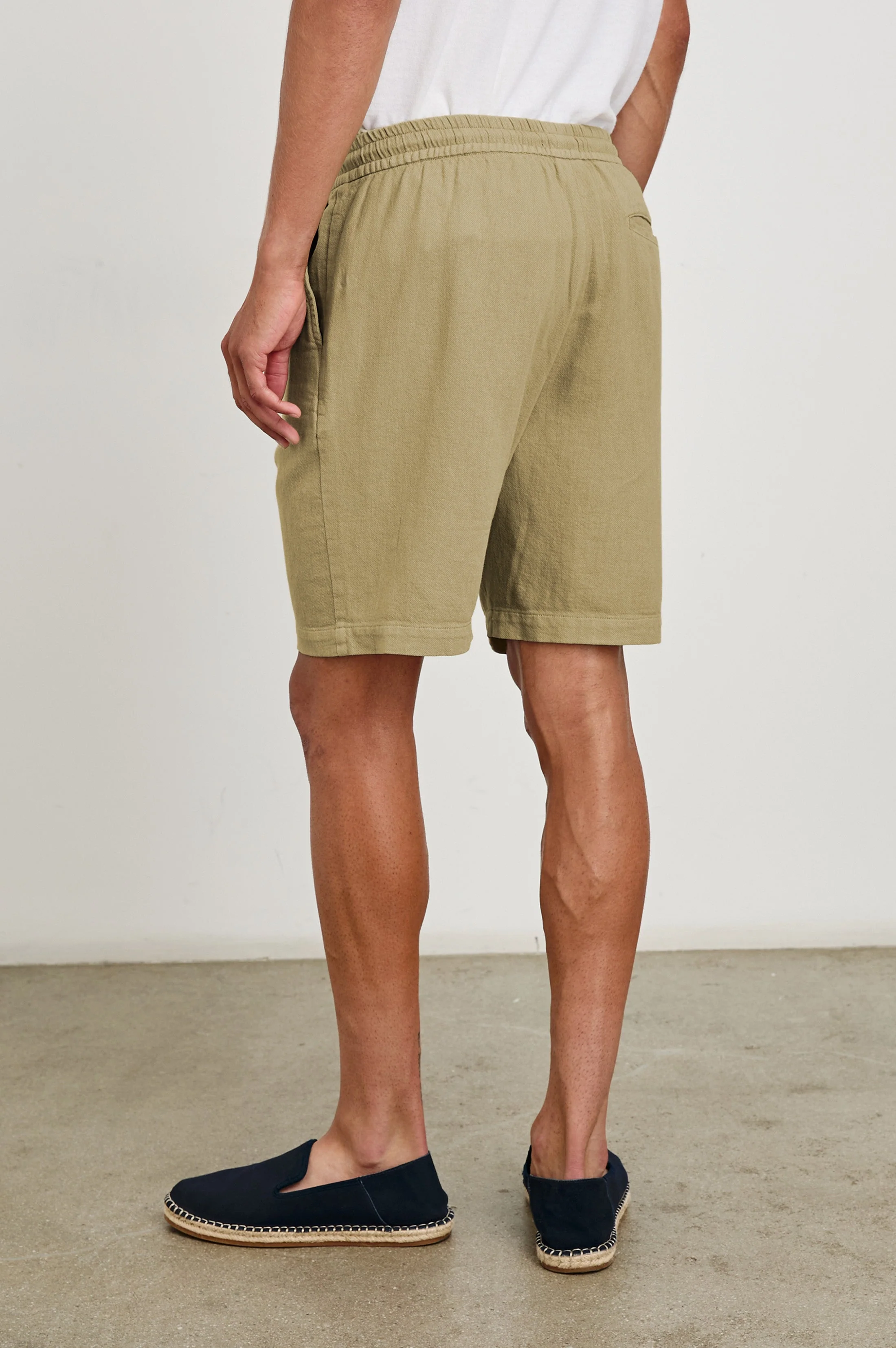 ARCHER 8.5″ SHORT - TRUE KHAKI - Image 4