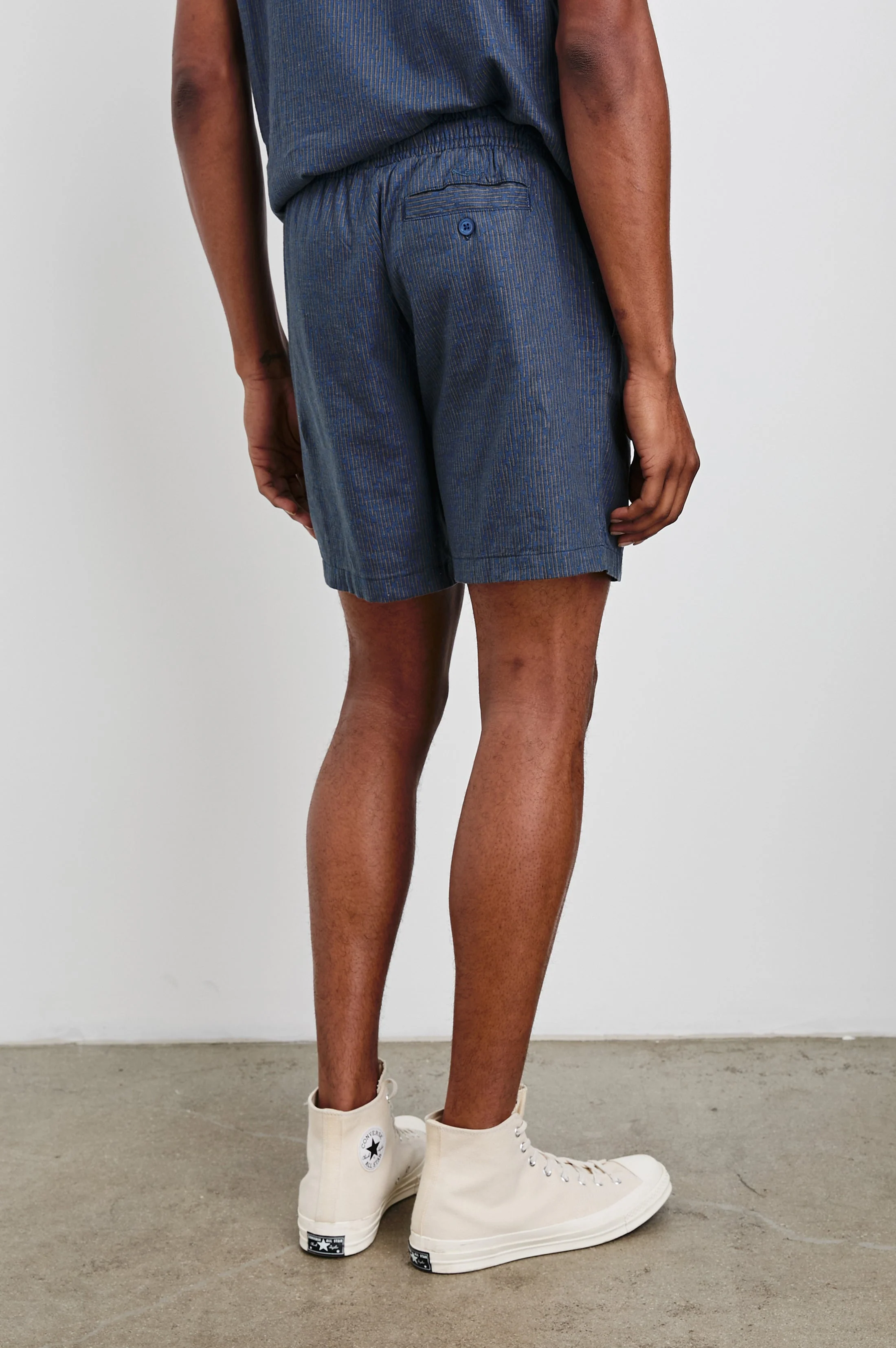 ARIES SHORT - NAVY CEDAR VERTICAL - Image 5