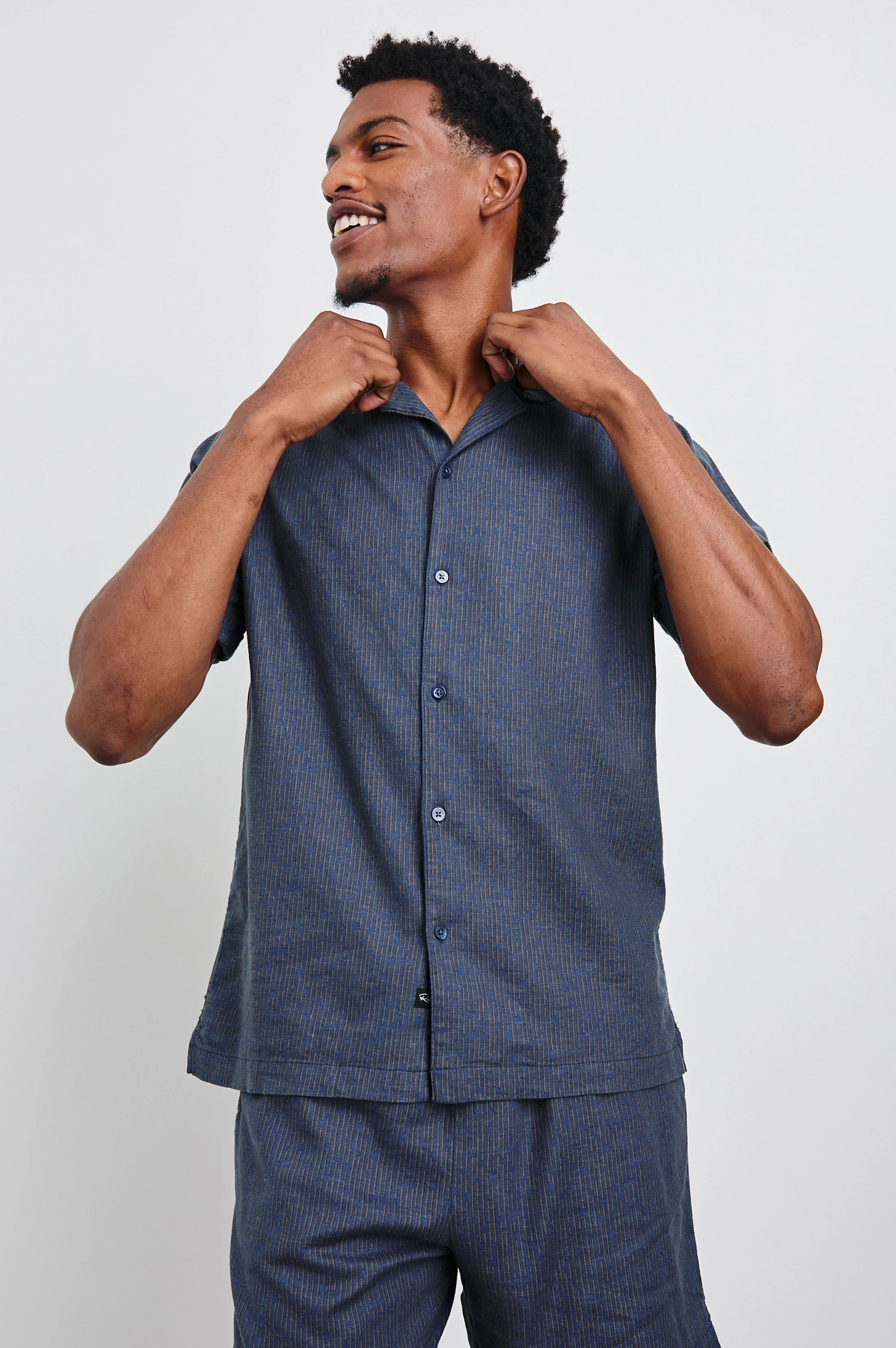 ATLAS SHIRT - NAVY CEDAR VERTICAL