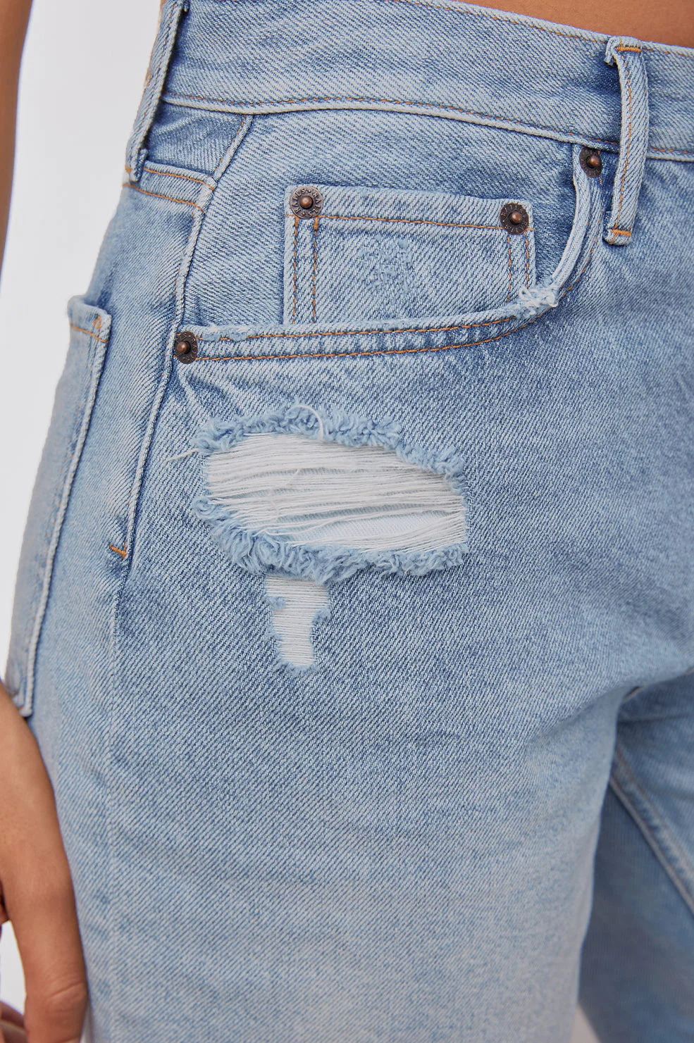 BEACHWOOD SHORT - LIGHT VINTAGE DISTRESS - Image 3