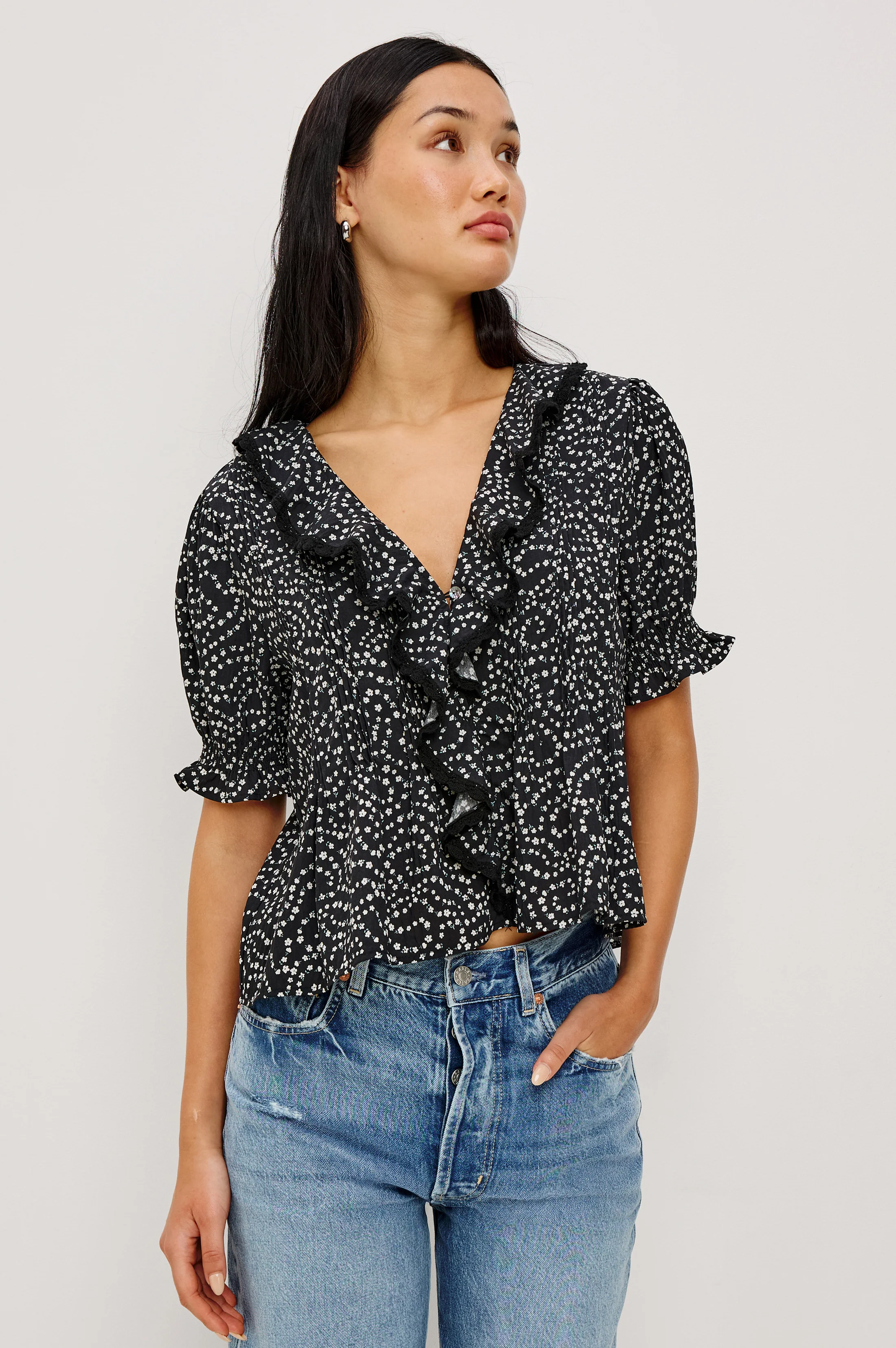 BLOOM SHIRT - MINI CHAIN DAISIES