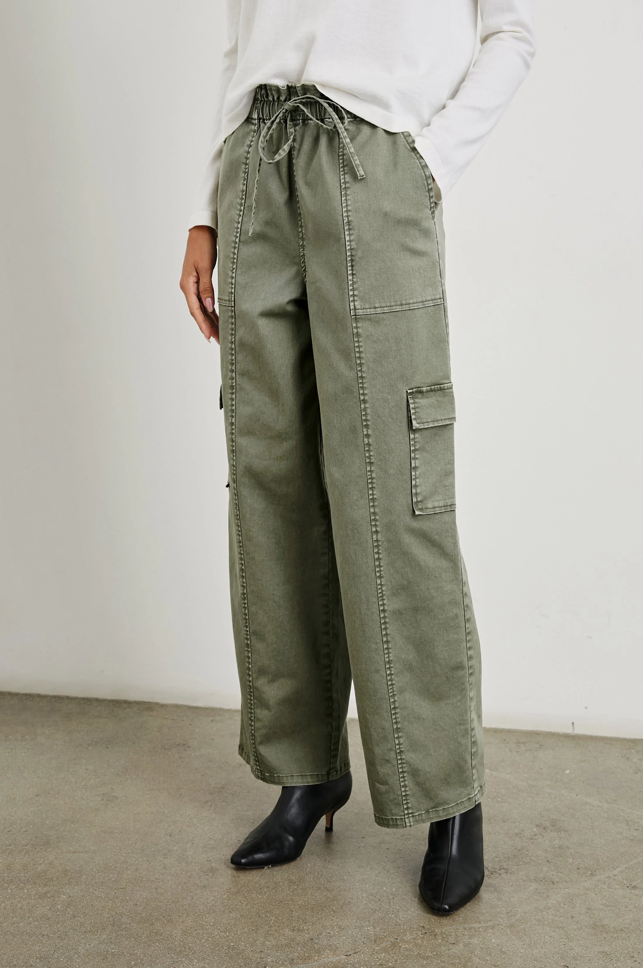 BODIE PANT - DARK OLIVE