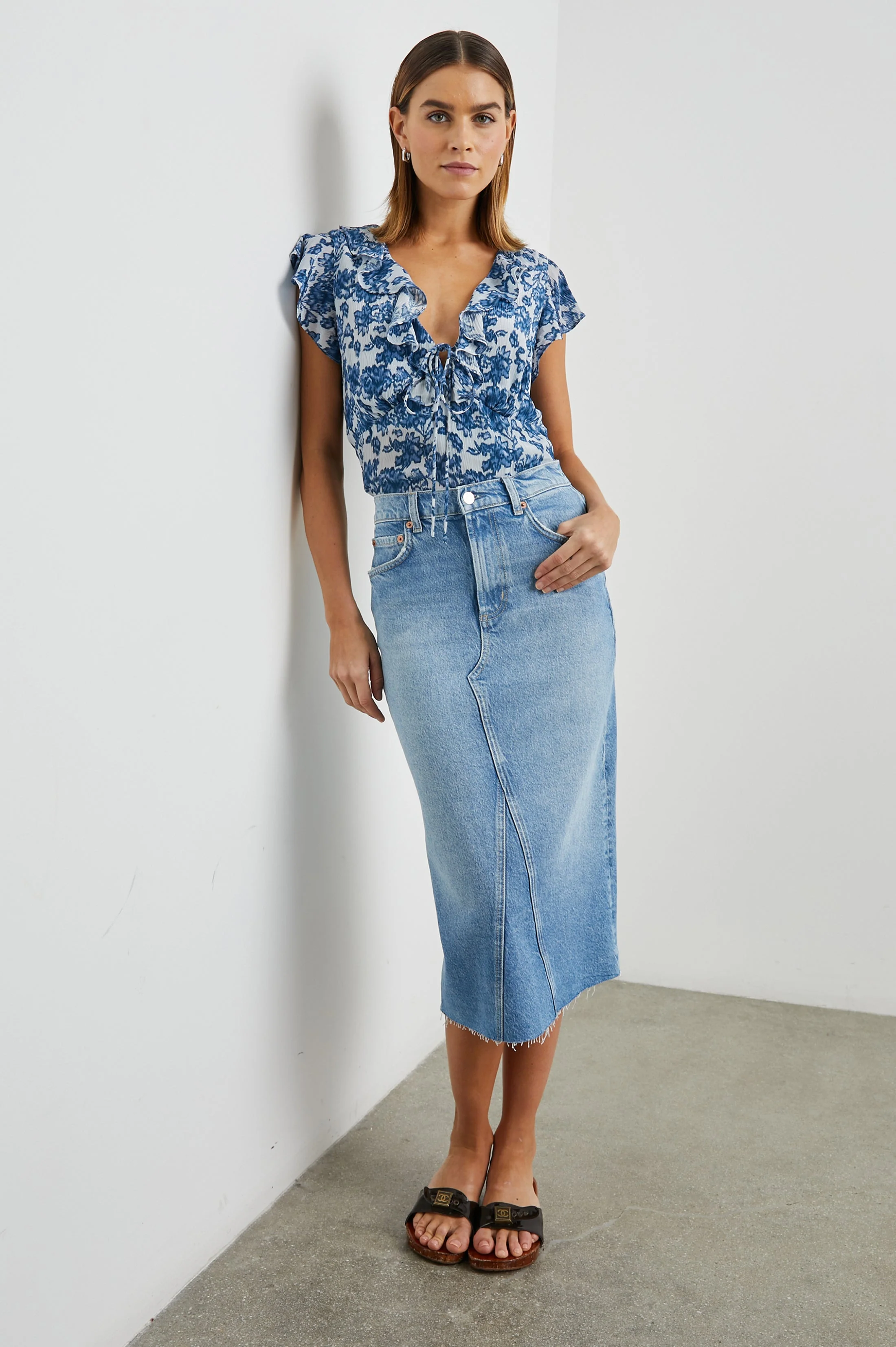 CARMINE TOP - CHAMBRAY FLORAL - Image 3