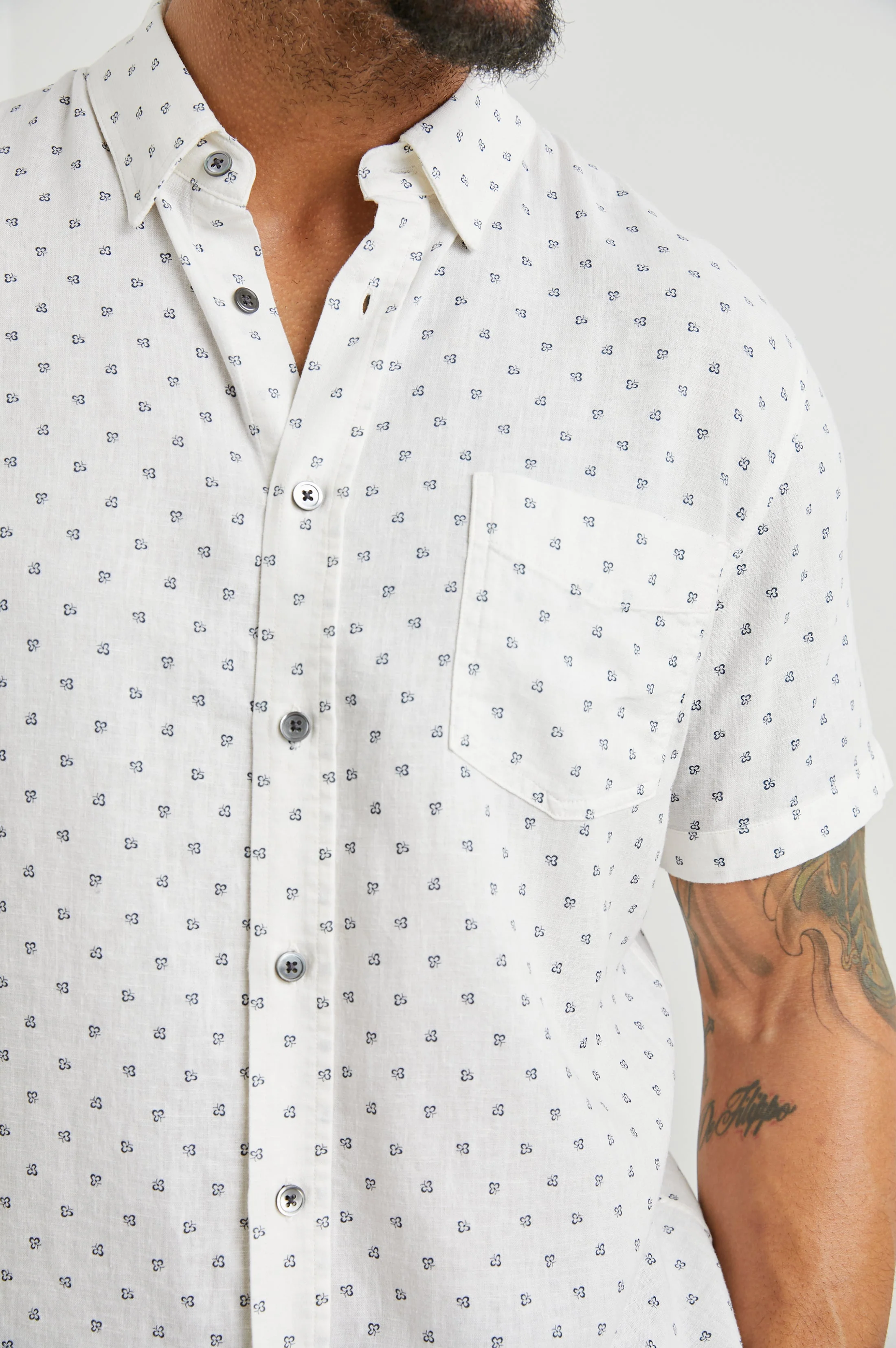 CARSON SHIRT - AUTUMN CALICO WHITE - Image 2