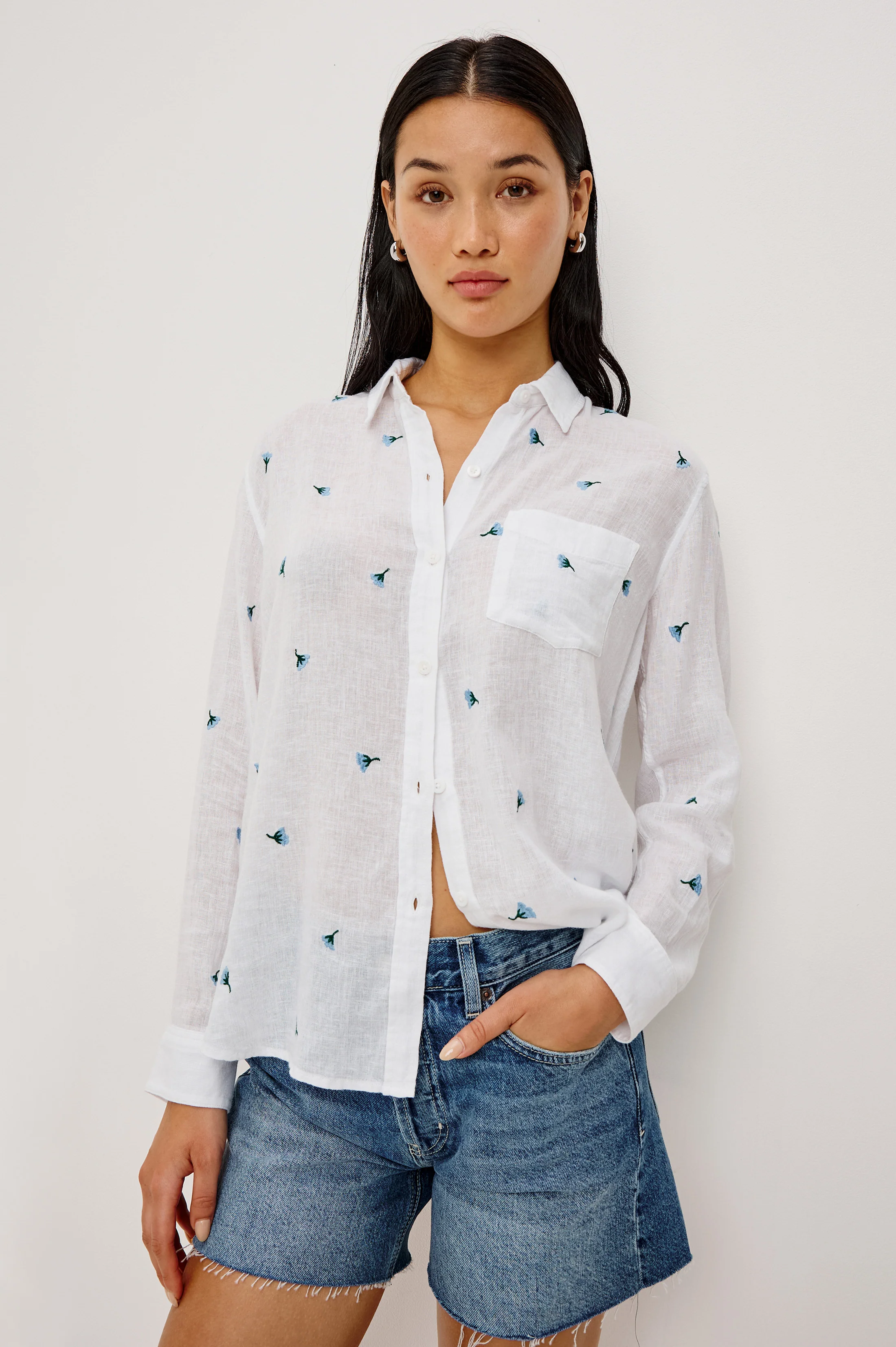 CHARLI SHIRT - BLUEBELL CARNATIONS