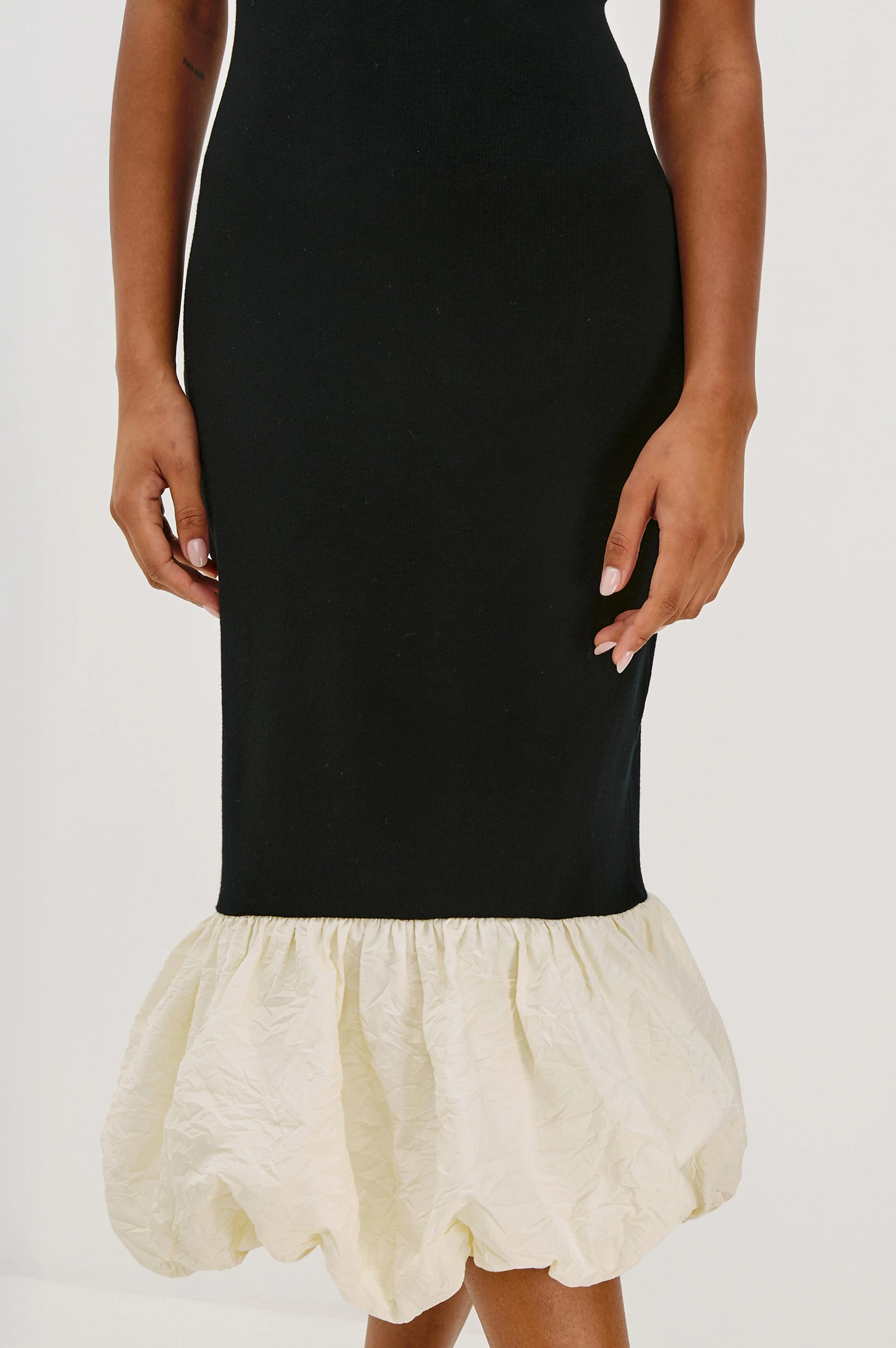 CHERYL DRESS - BLACK IVORY - Image 2