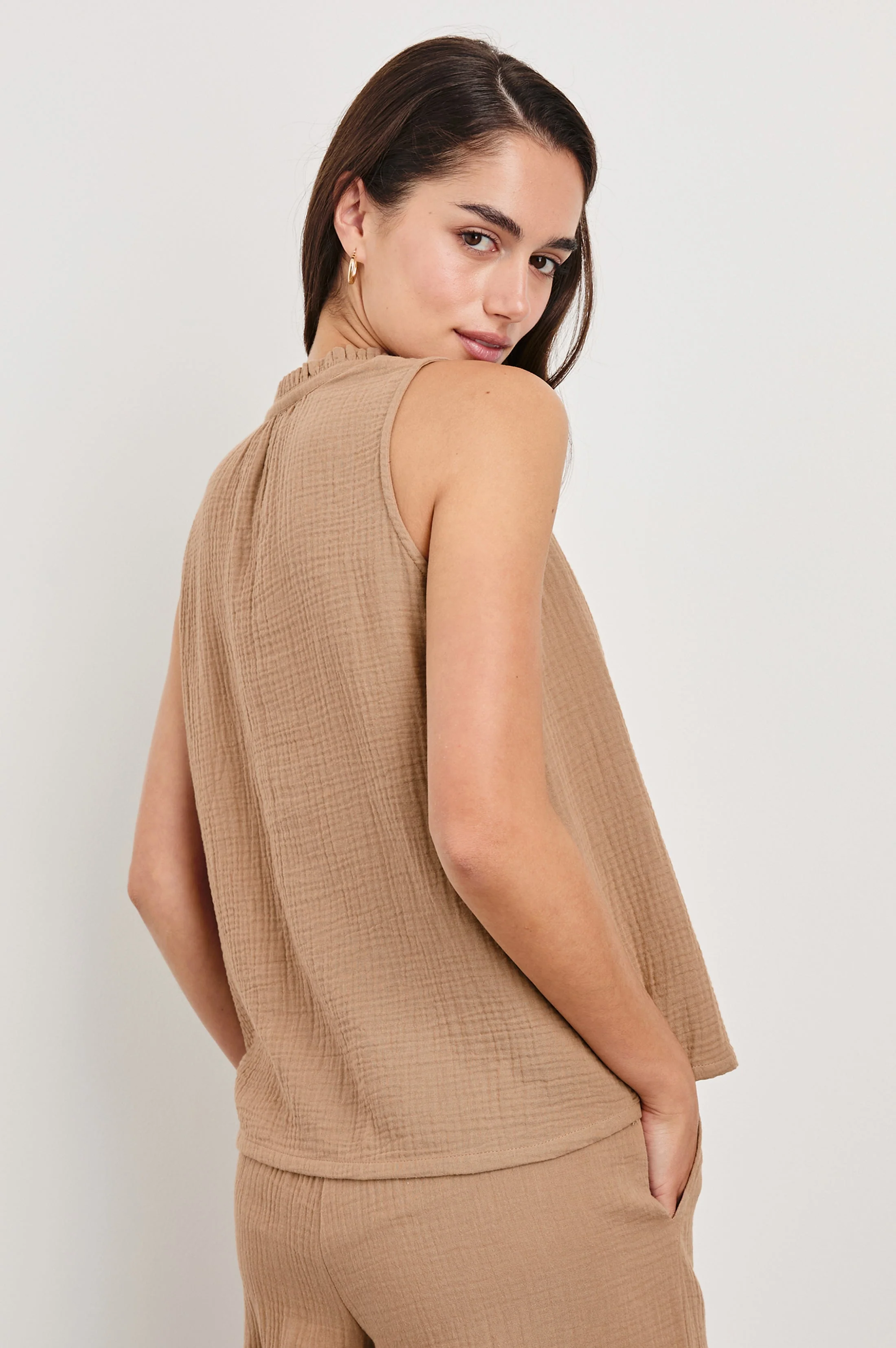 CHRISTY TOP - TAUPE - Image 5