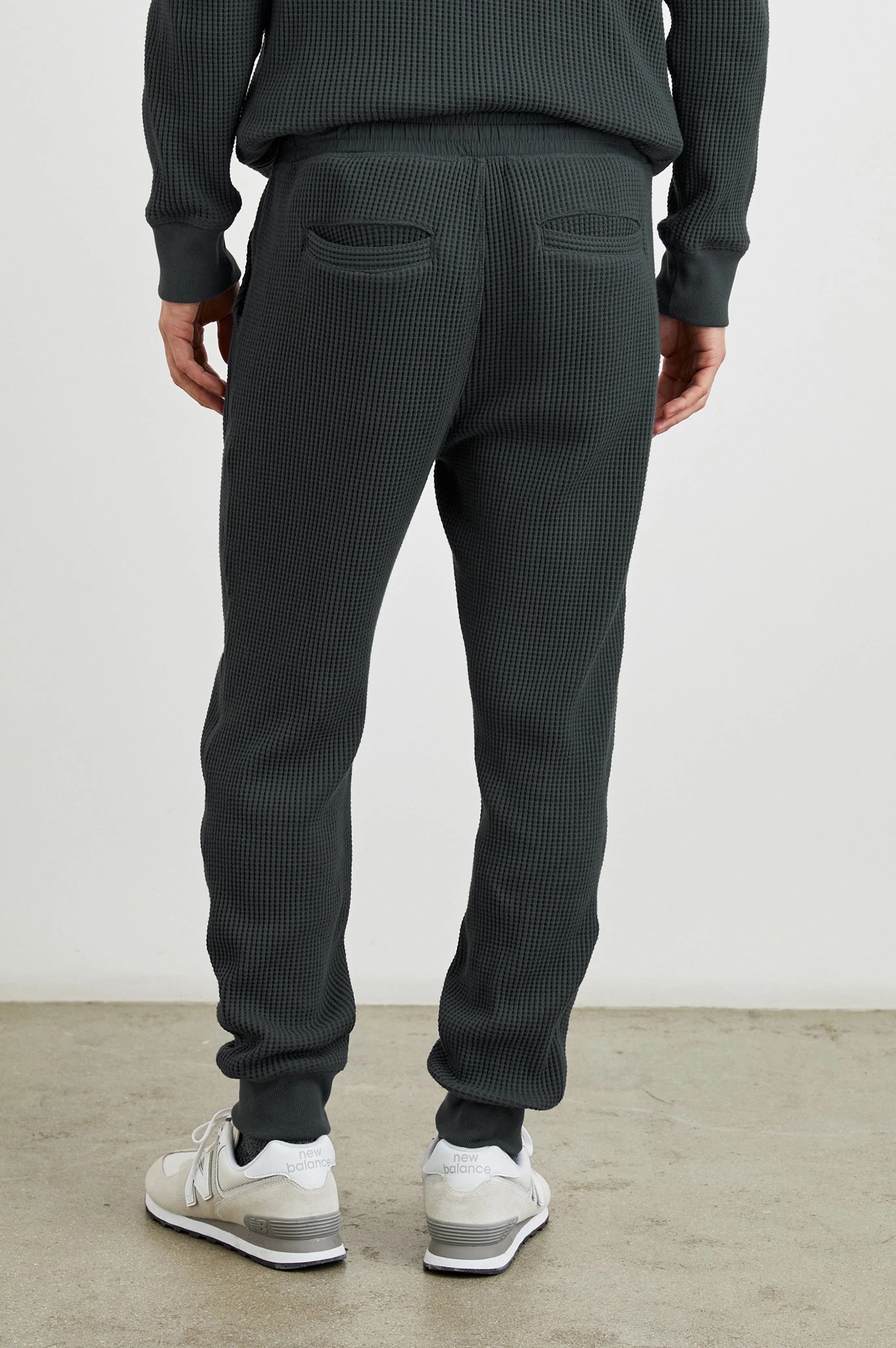 COOPER SWEATPANT - INK - Image 4
