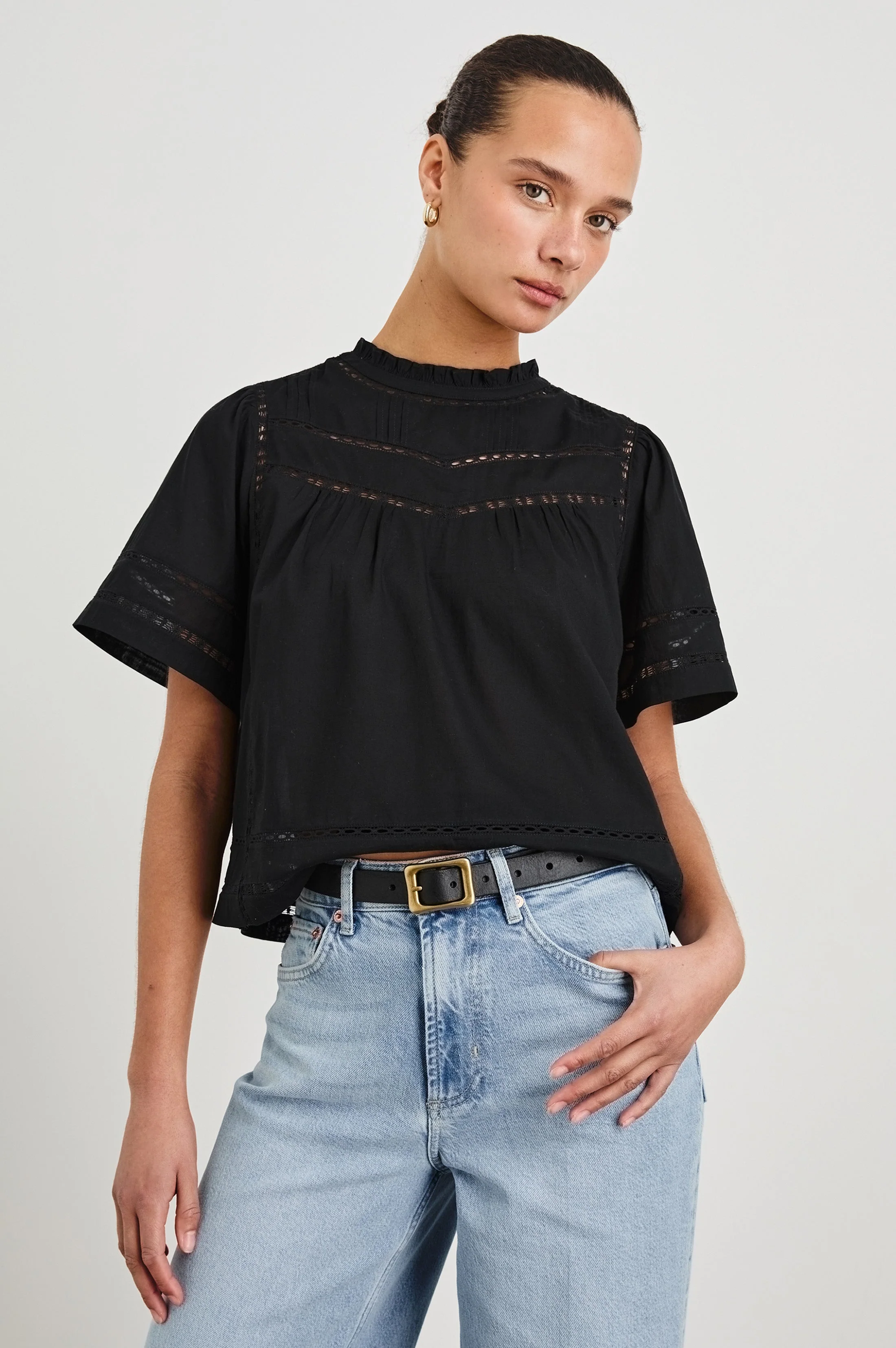 DAISY TOP - BLACK