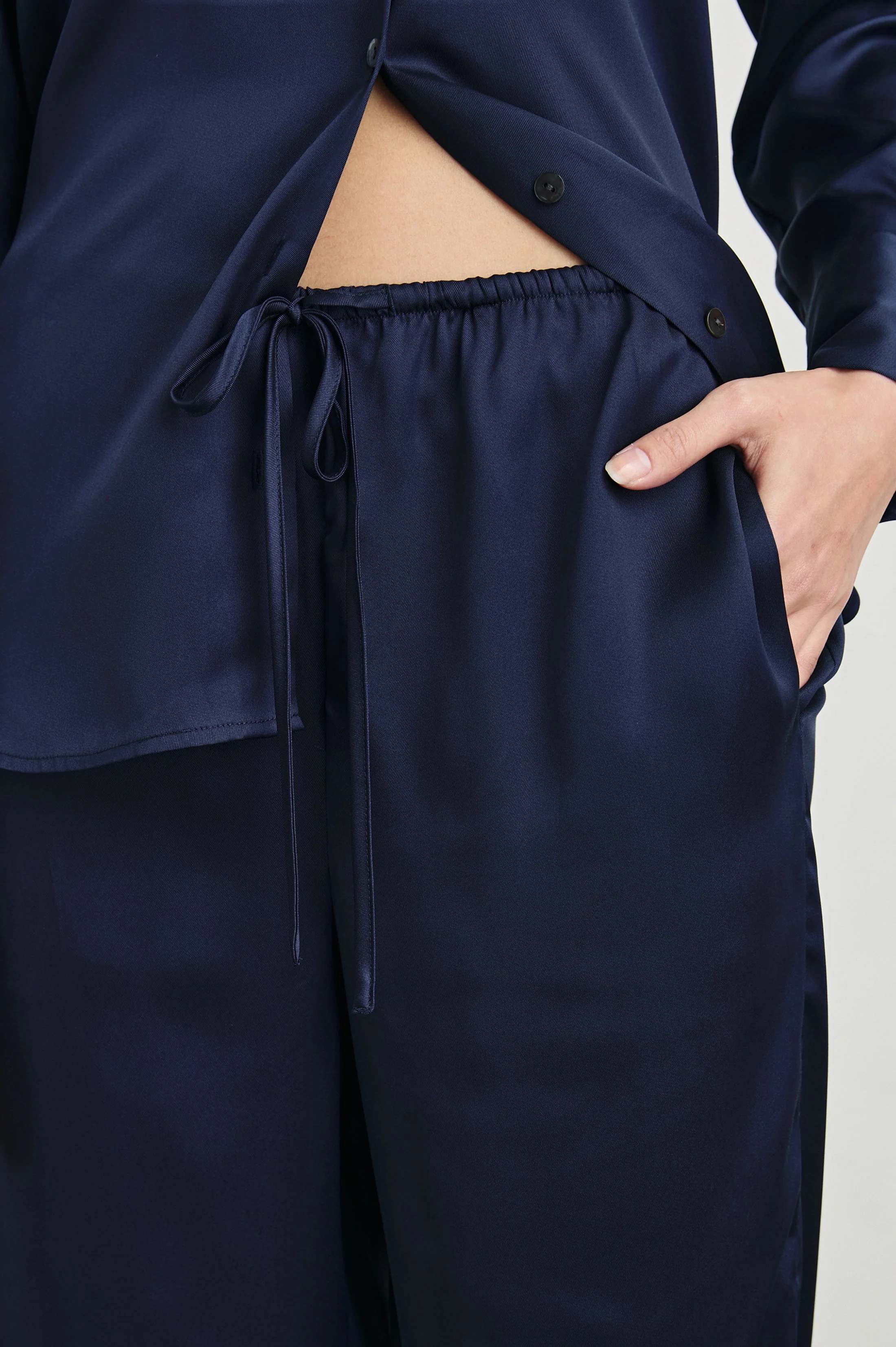 DAMANI PANT - NAVY - Image 3