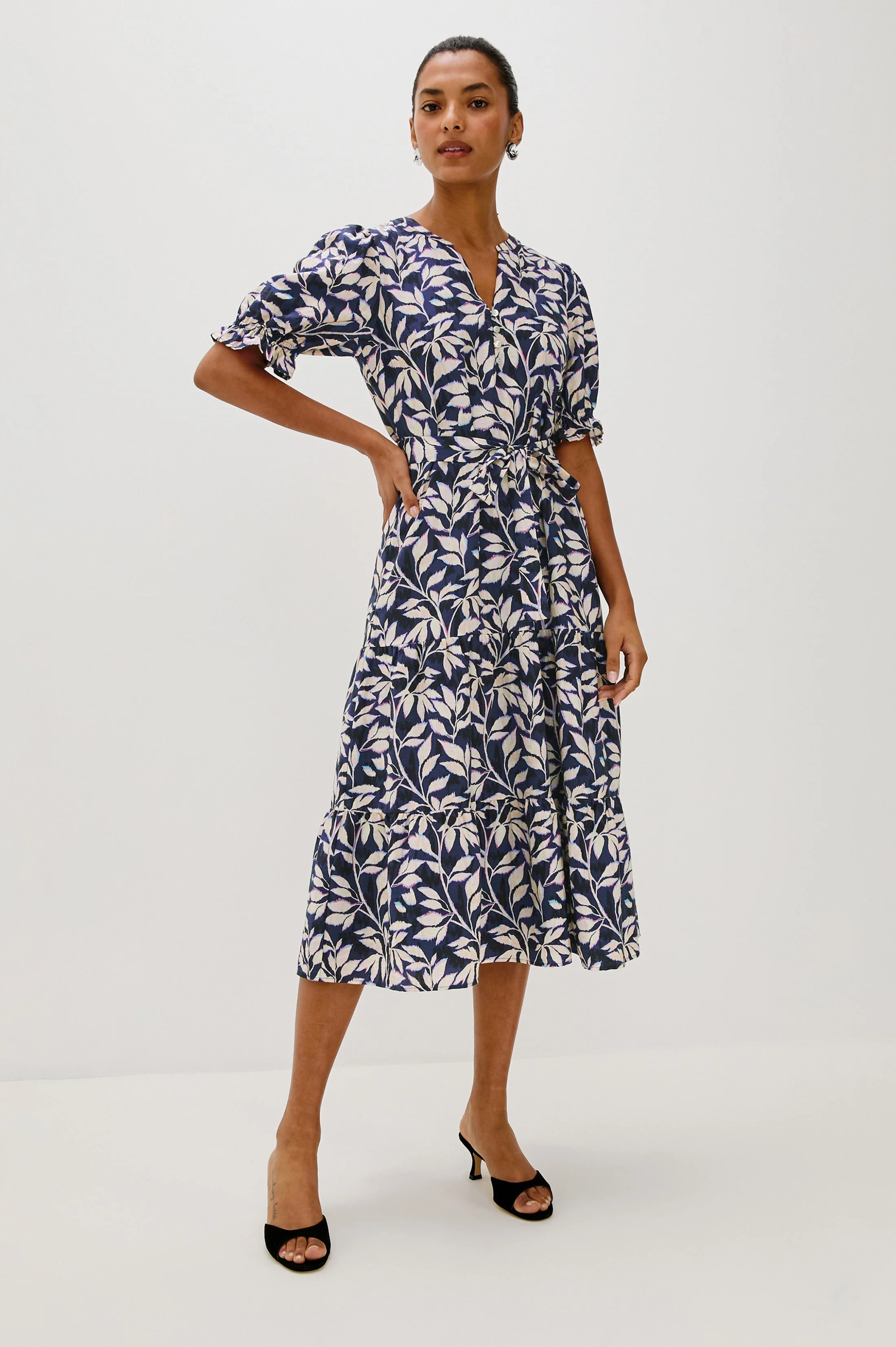 ELIANA DRESS - NAVY VINES