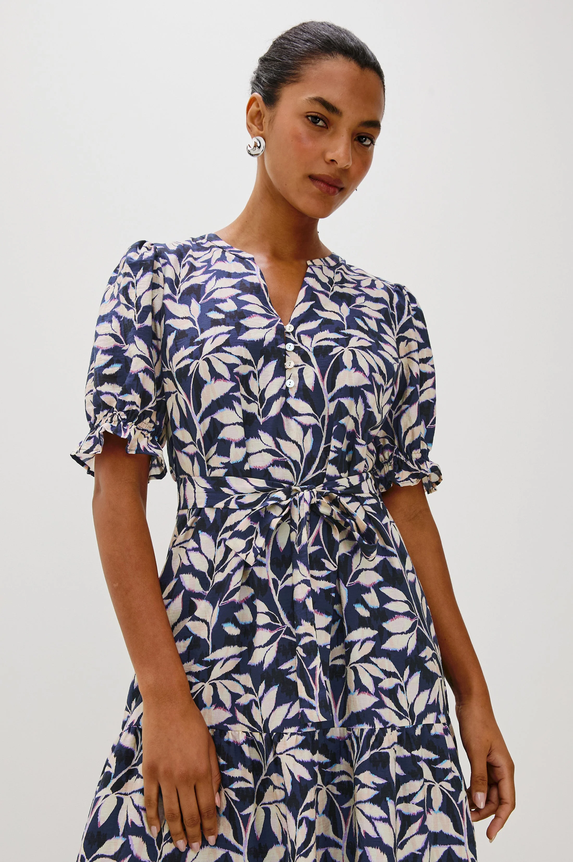 ELIANA DRESS - NAVY VINES - Image 3