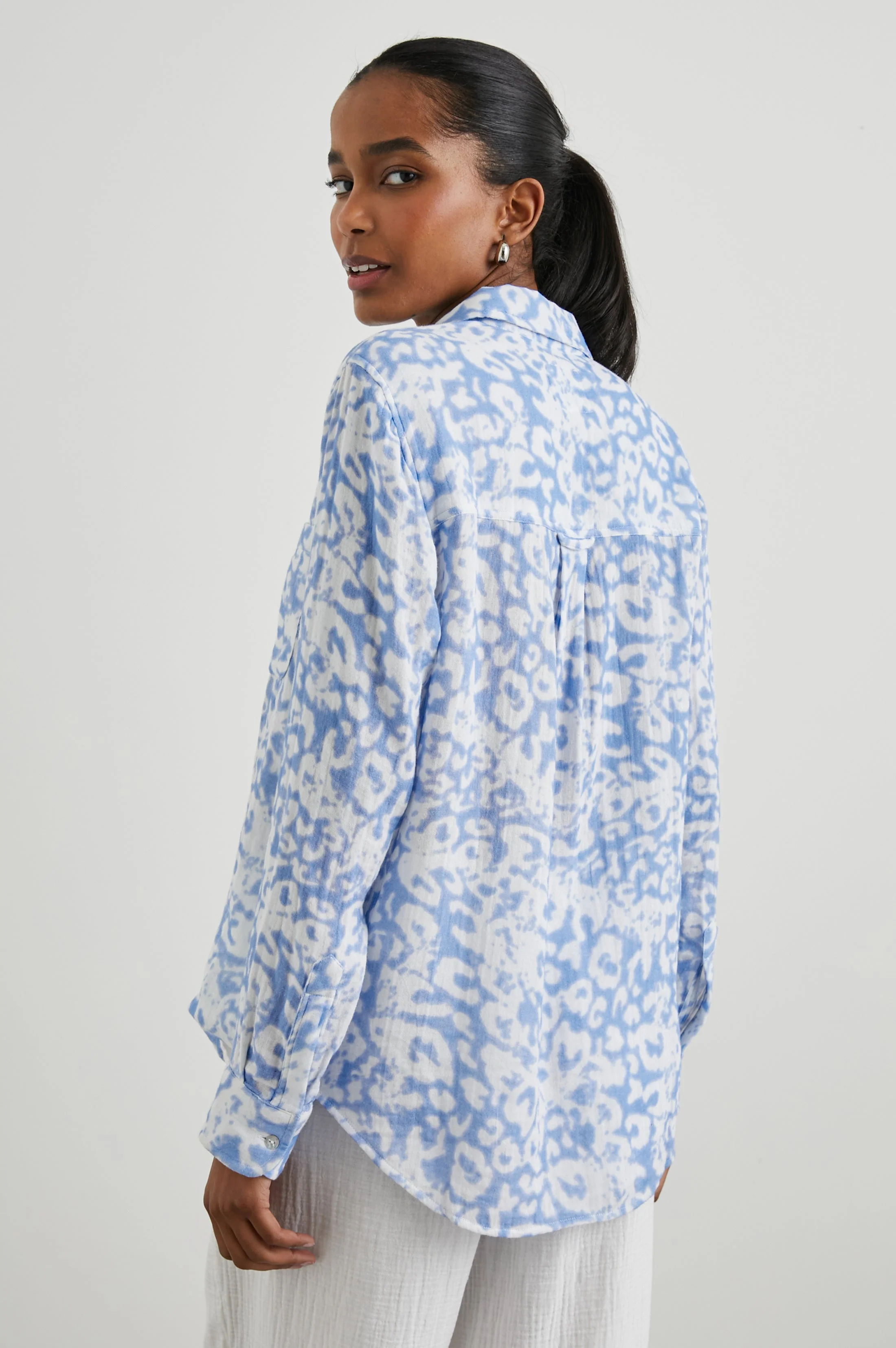 ELLIS SHIRT - BLUE DIFFUSED CHEETAH - Image 5