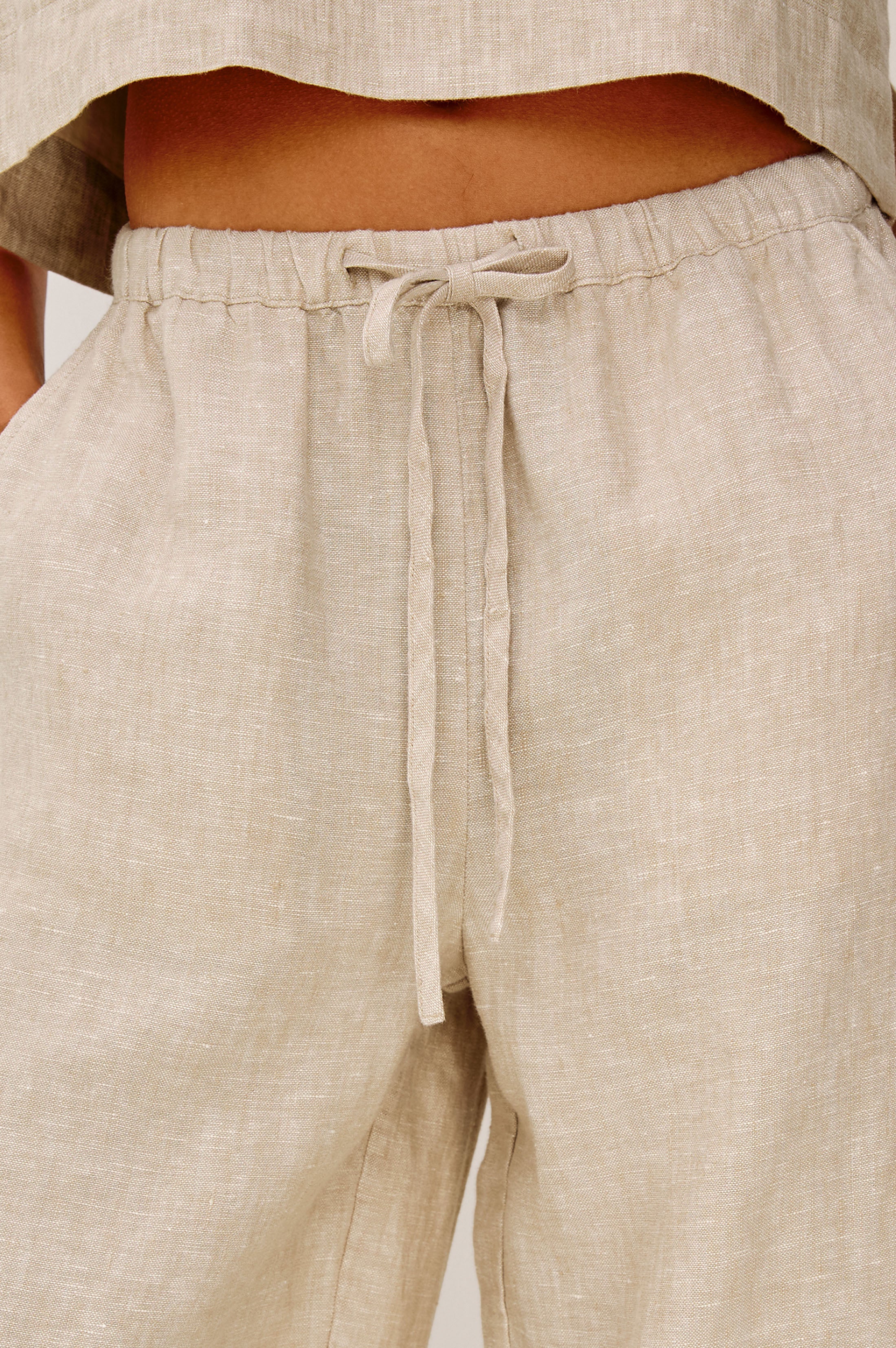 EMMIE CROP PANT - HEATHERED FLAX - Image 2