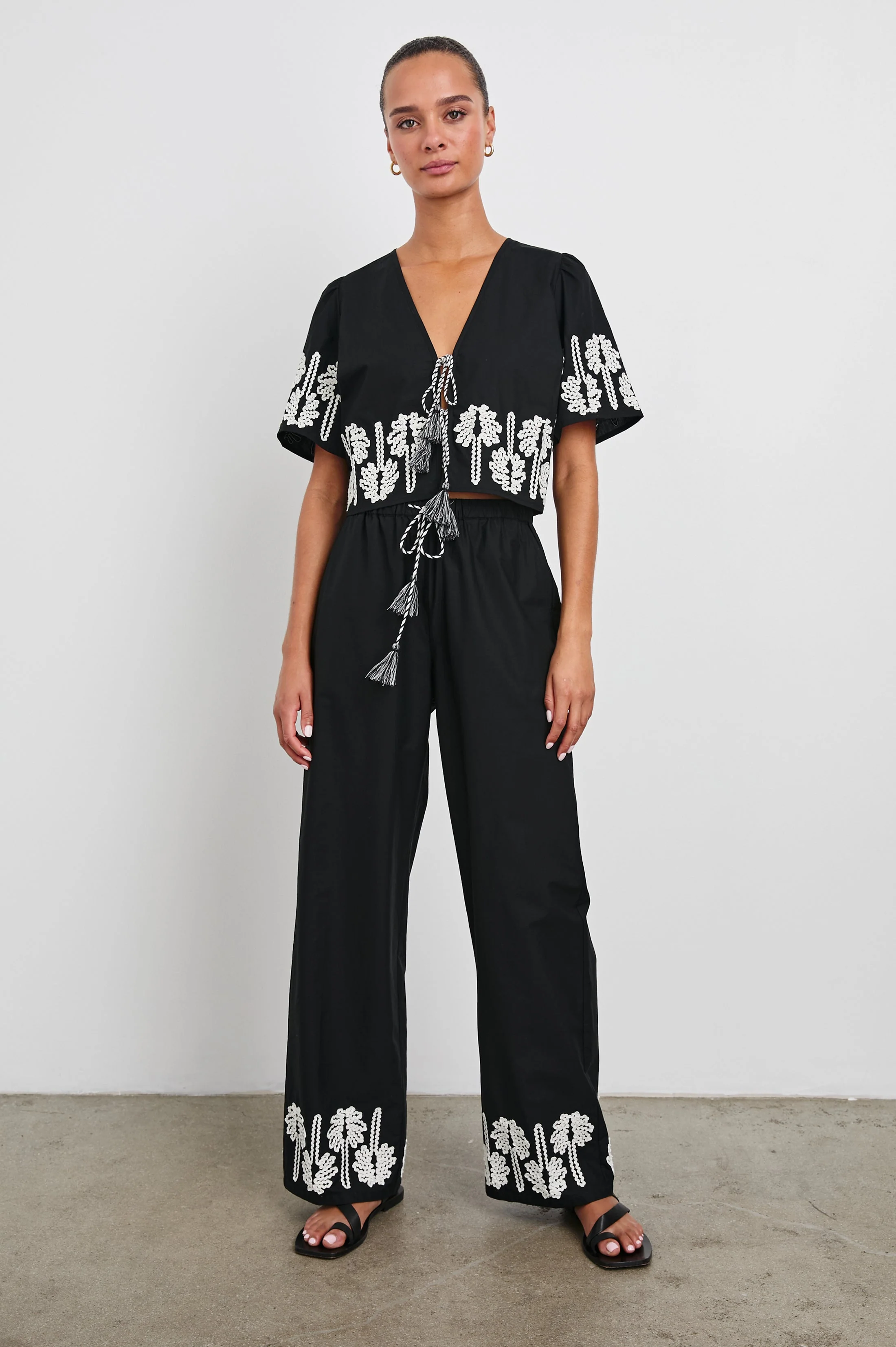 EMMIE PANT - BLACK IVORY PALM TREES - Image 3