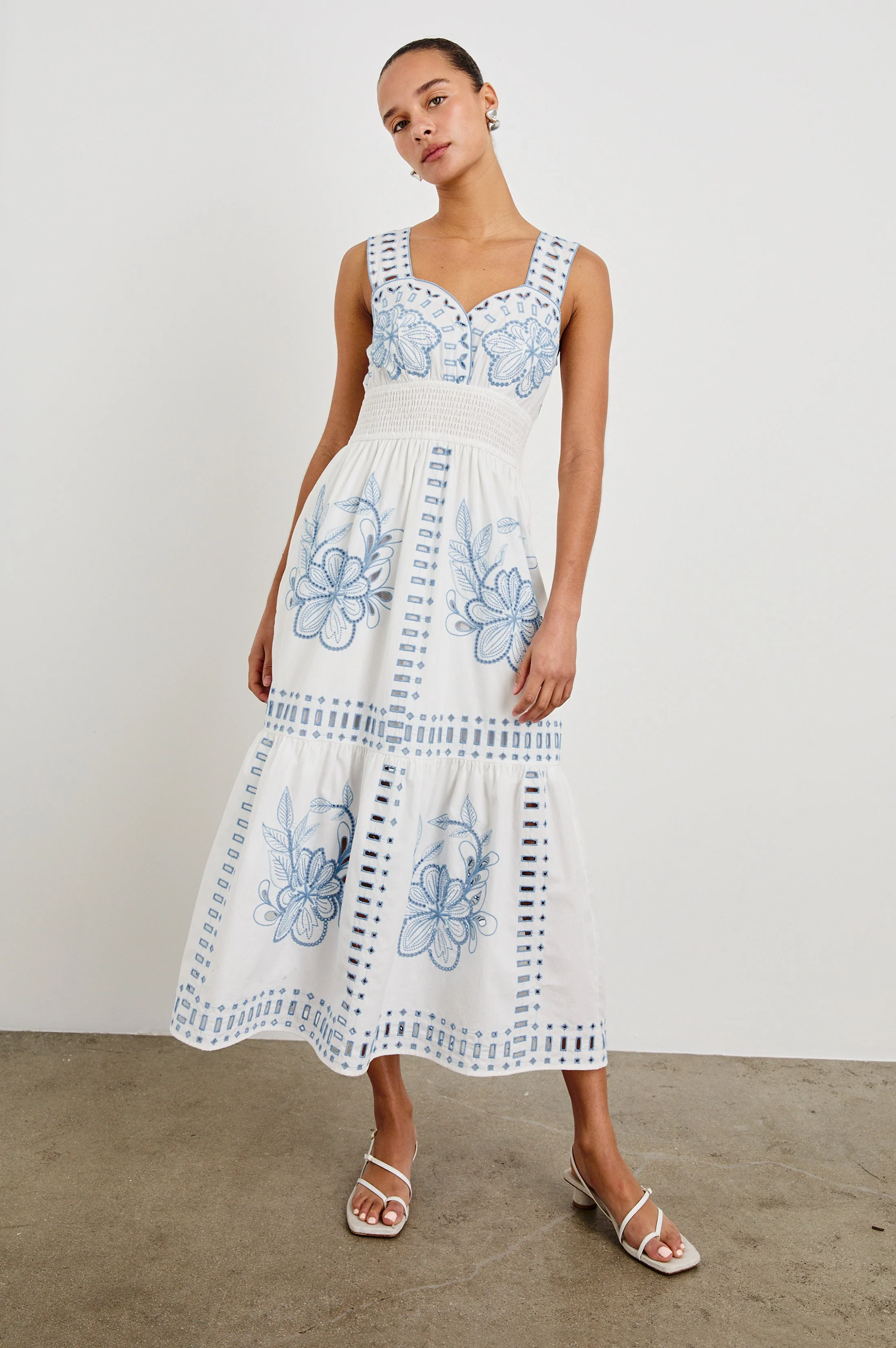 FAWN DRESS - WHITE BLUE EMBROIDERY - Image 3