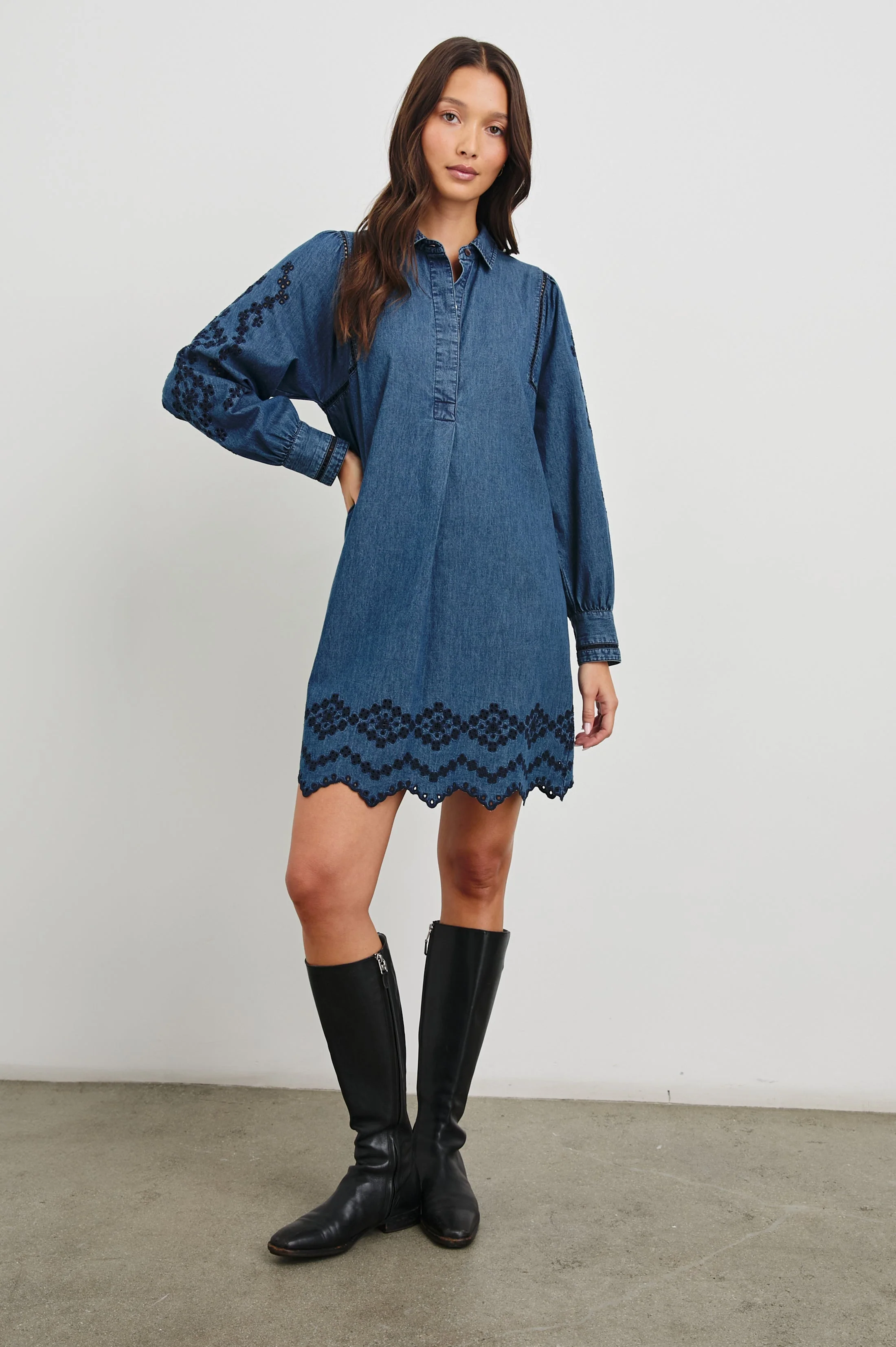 FERNANDA DRESS - DARK VINTAGE WASH - Image 2