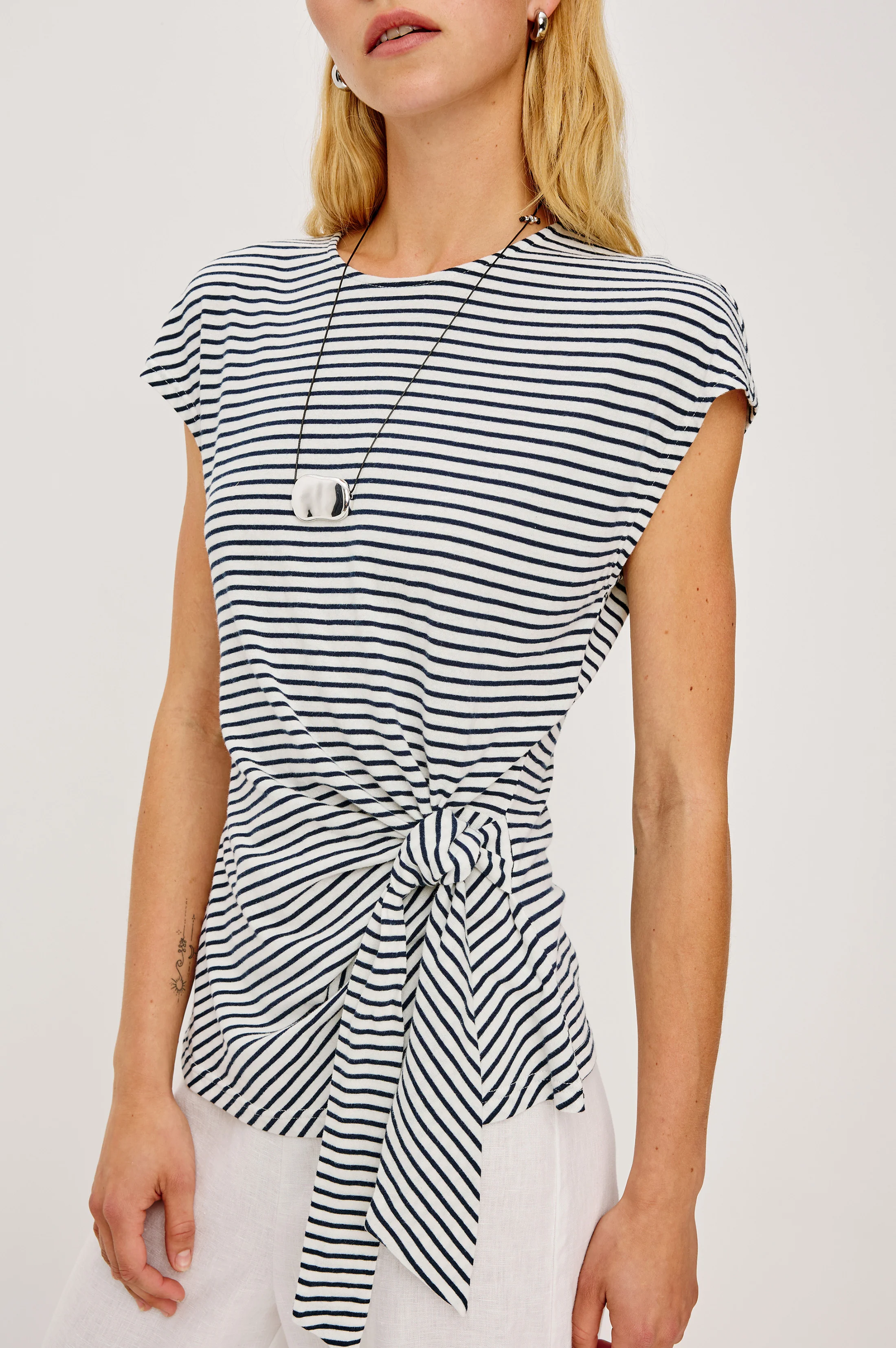 GABBIE TOP - IVORY NAVY MICRO STRIPE - Image 2