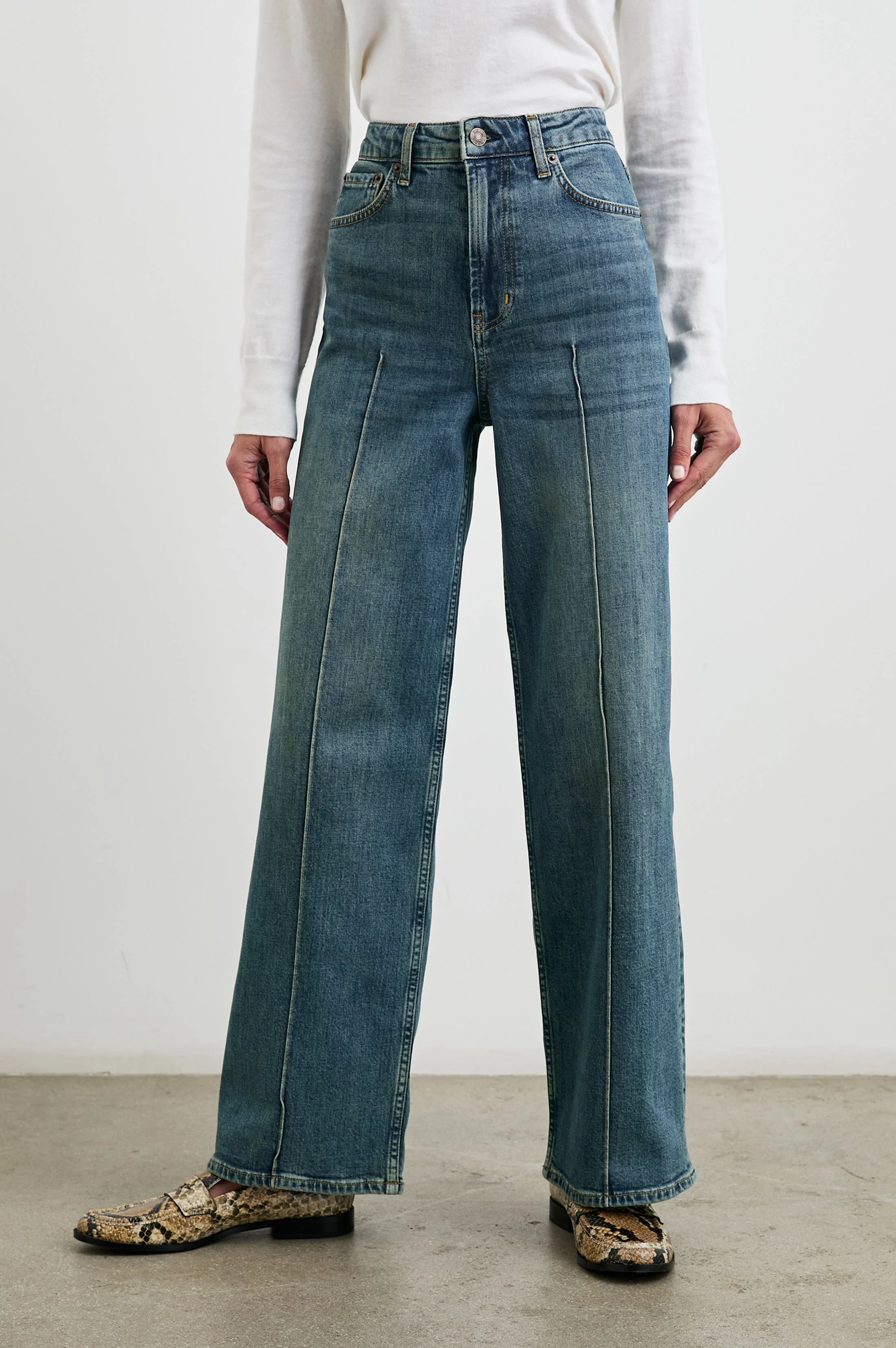 GETTY PINTUCK WIDE LEG - AUTHENTIC BLUE - Image 4