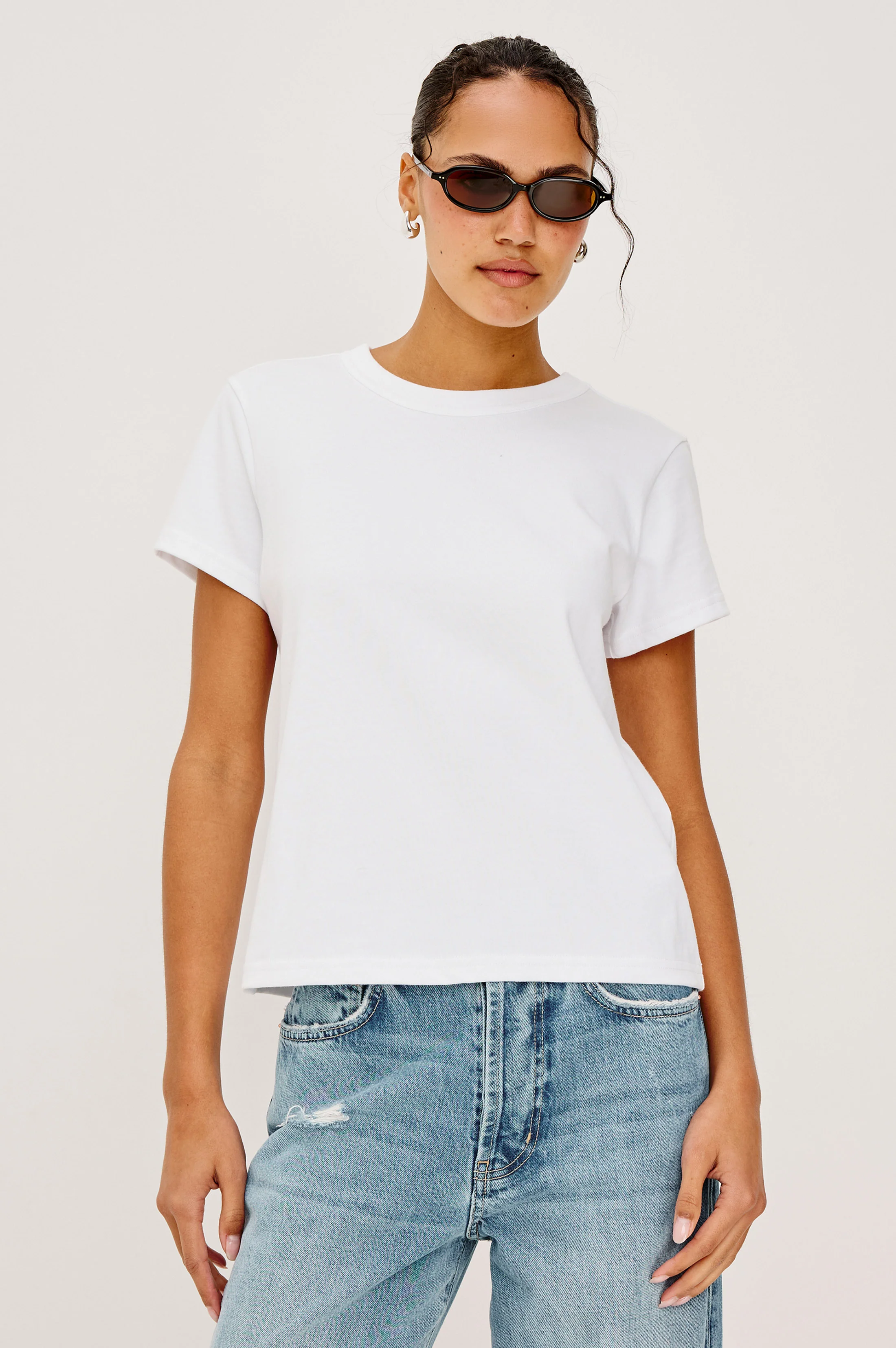 GIRLFRIEND T-SHIRT - WHITE