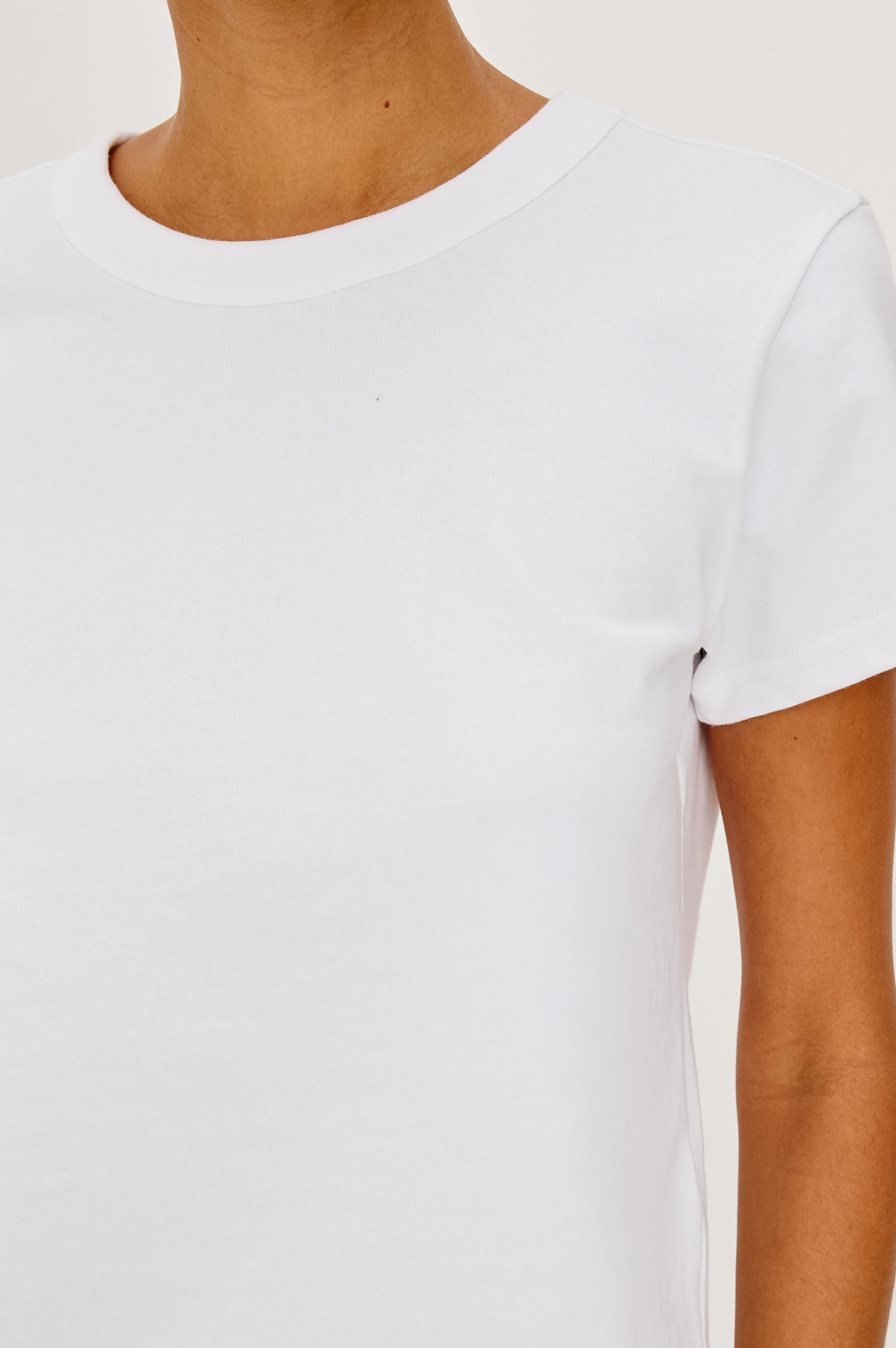 GIRLFRIEND T-SHIRT - WHITE - Image 2