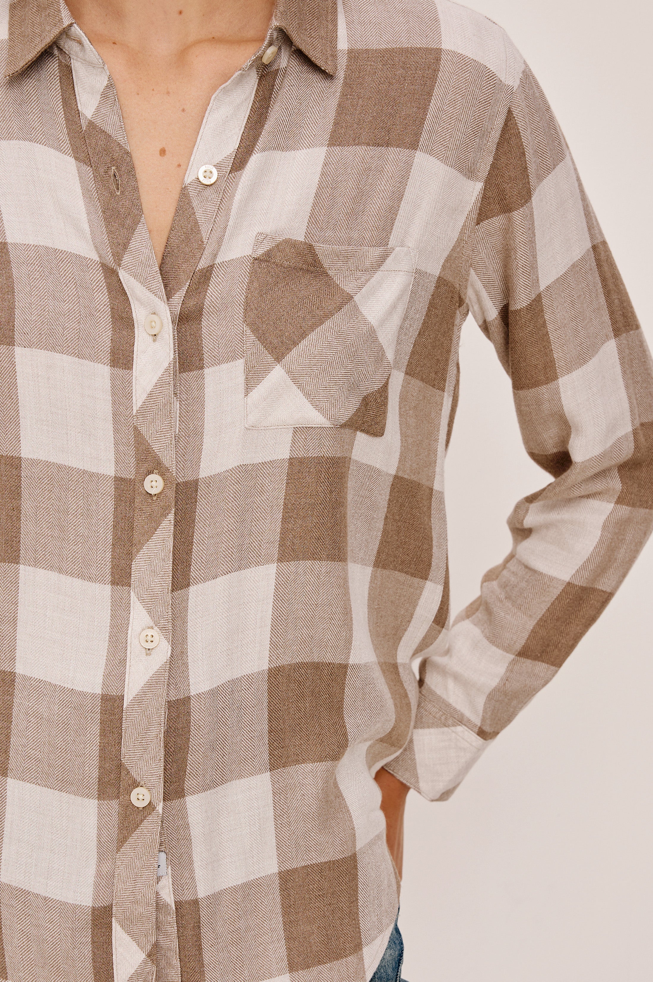 HUNTER SHIRT - DOVE BROWN - Image 2