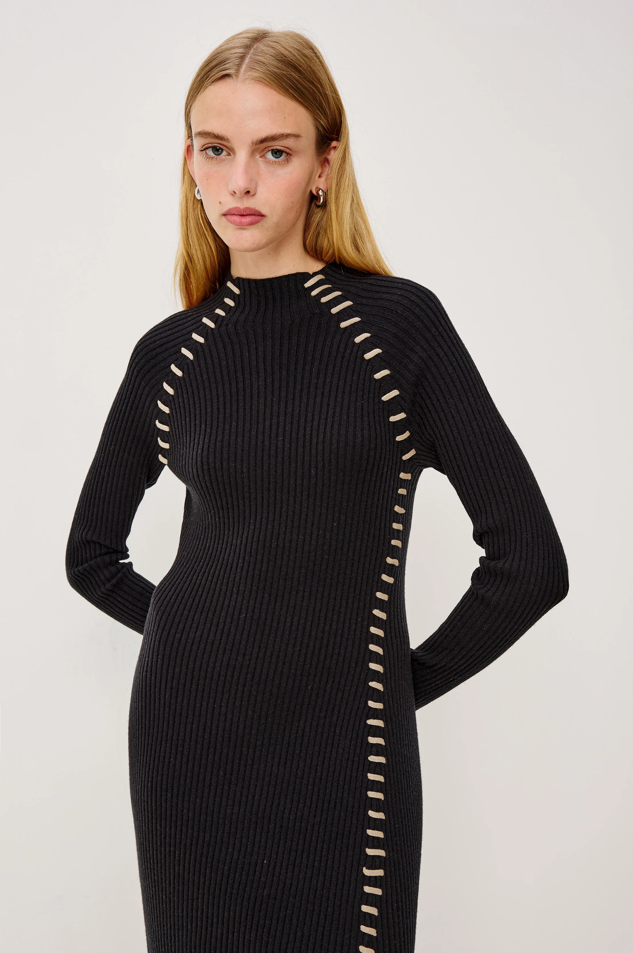 IMARA DRESS - BLACK OAT BLANKET STITCH - Image 2