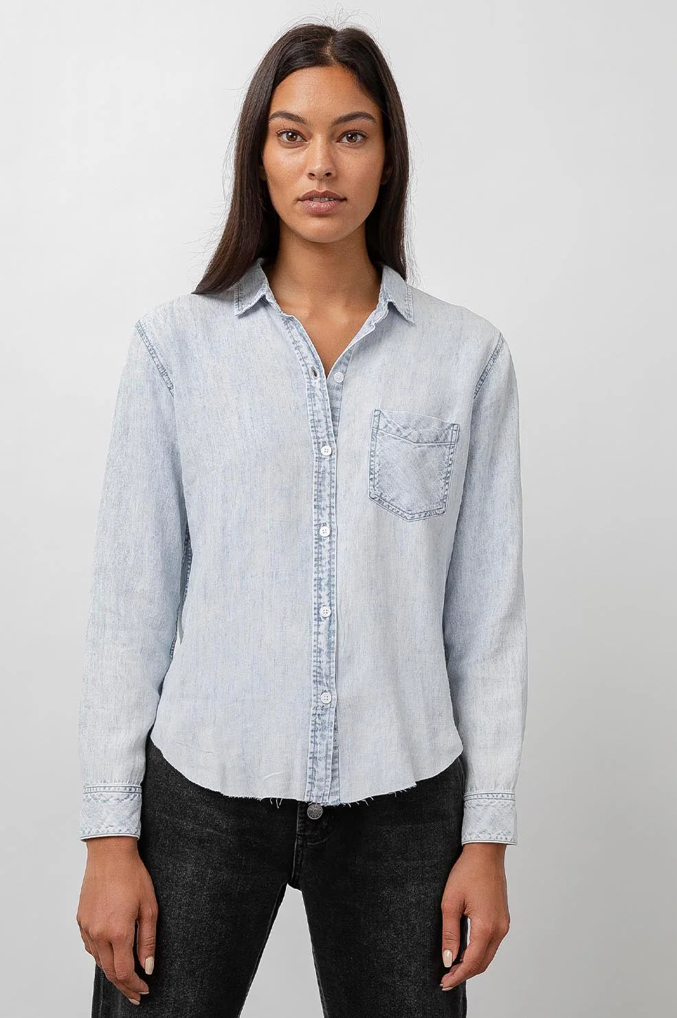 INGRID RAW HEM SHIRT - LIGHT ACID WASH