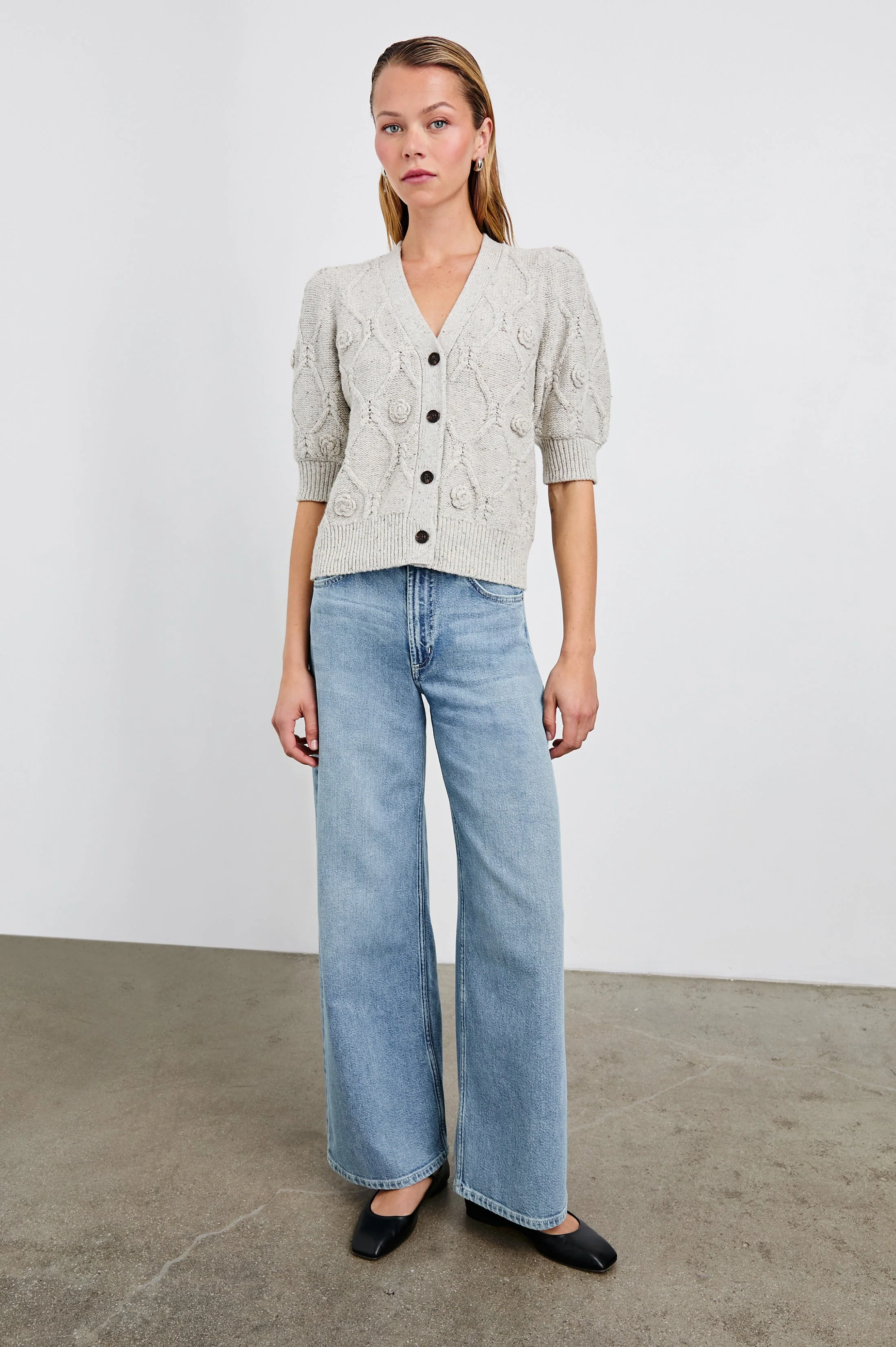 ISLA CARDIGAN - GREY WITH CROCHET DAISIES - Image 3