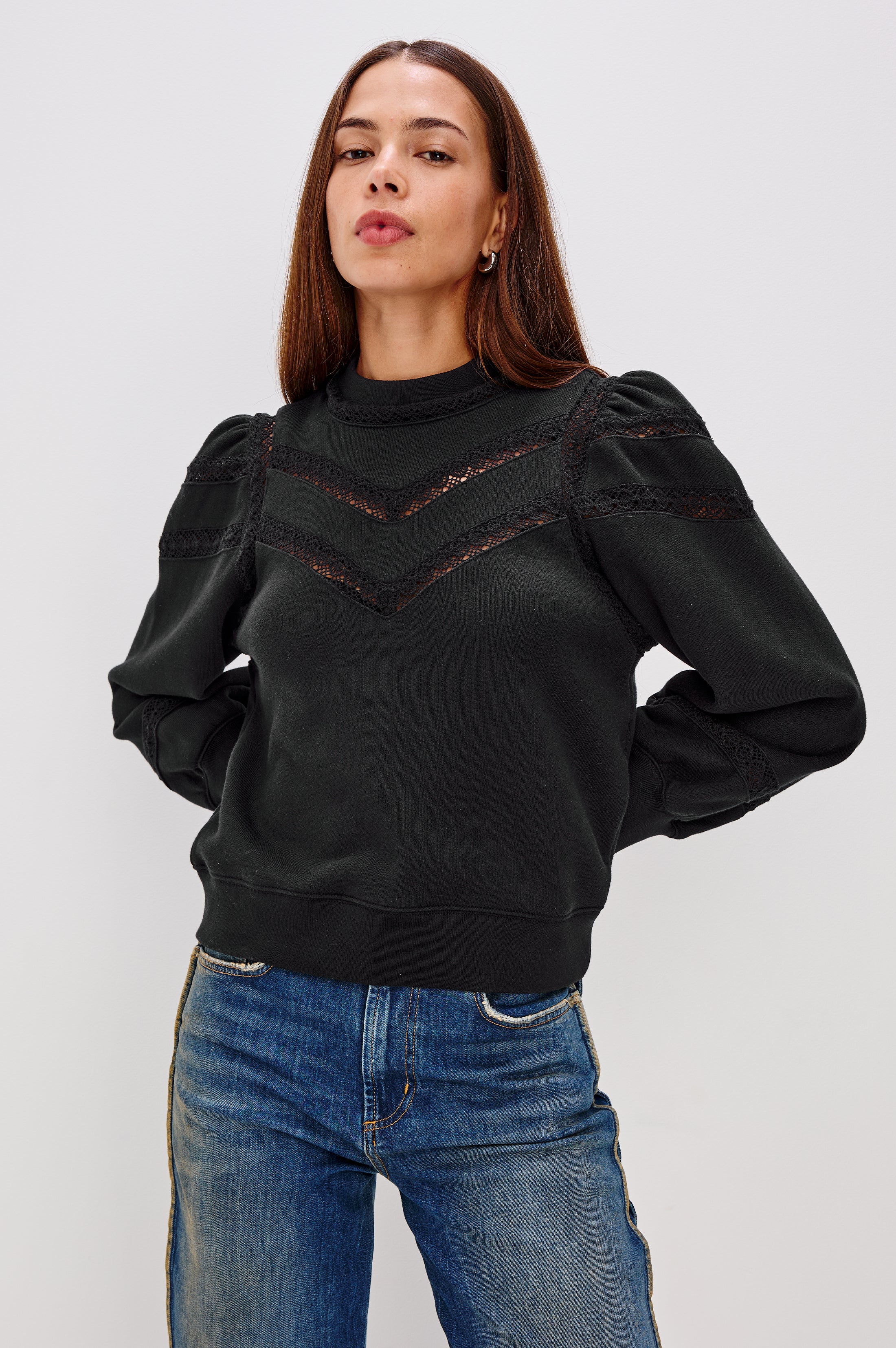 ISLES SWEATSHIRT - BLACK - Image 3