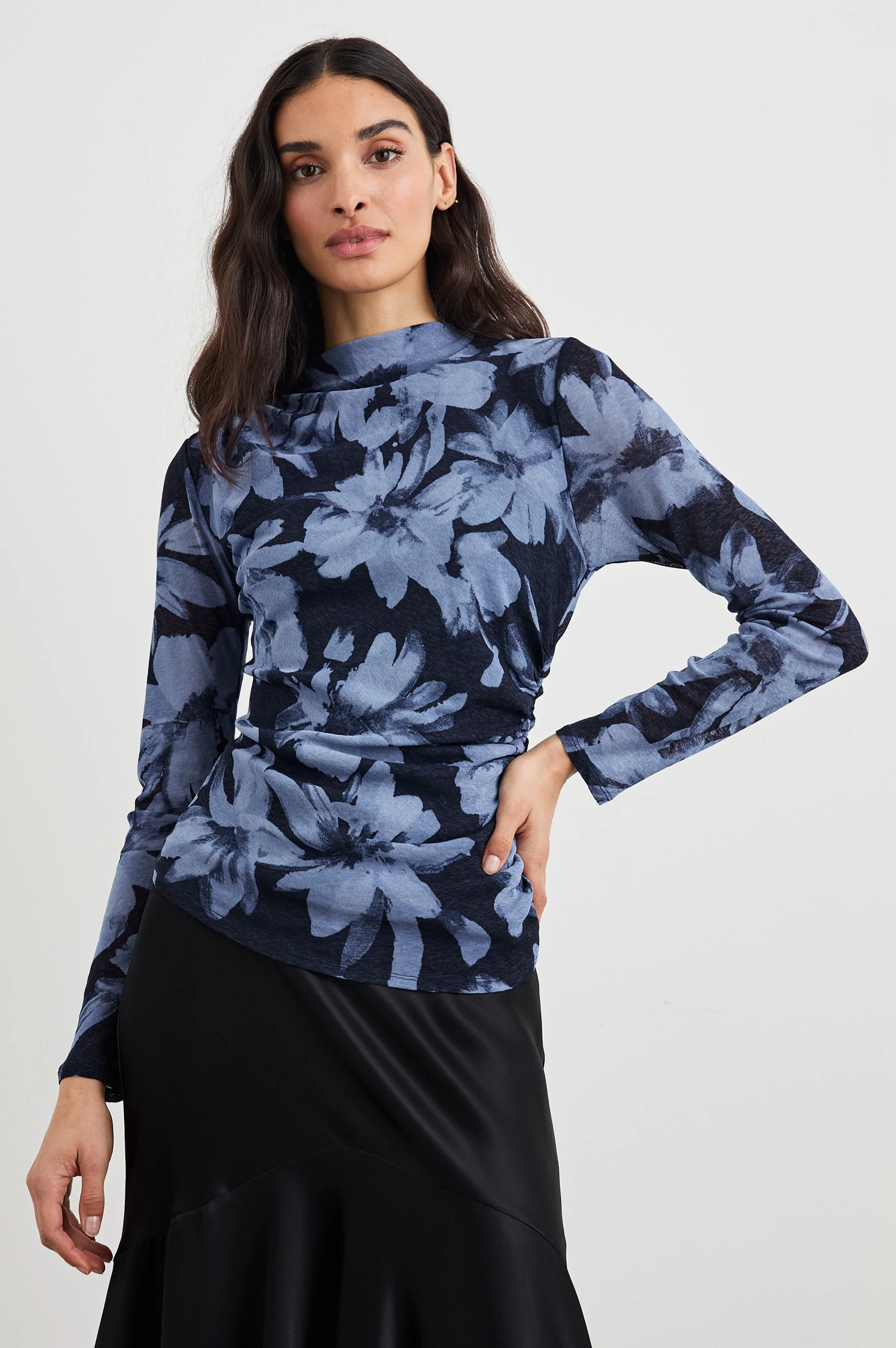 JOELLE TOP - MIDNIGHT LILY - Image 4