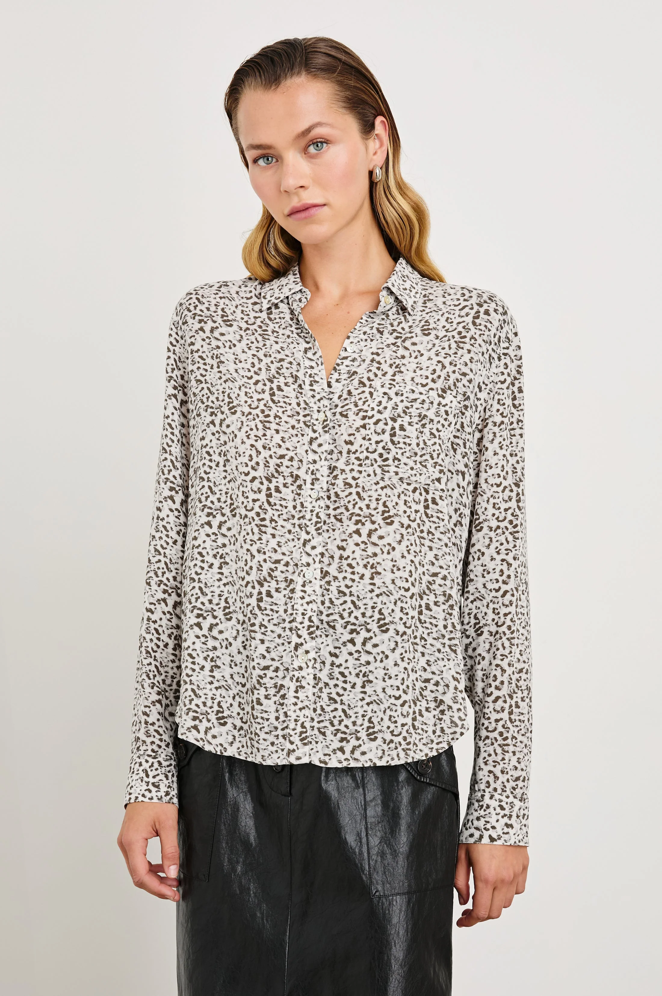 JOSEPHINE SHIRT - CHARCOAL WATERCOLOR CHEETAH - Image 2