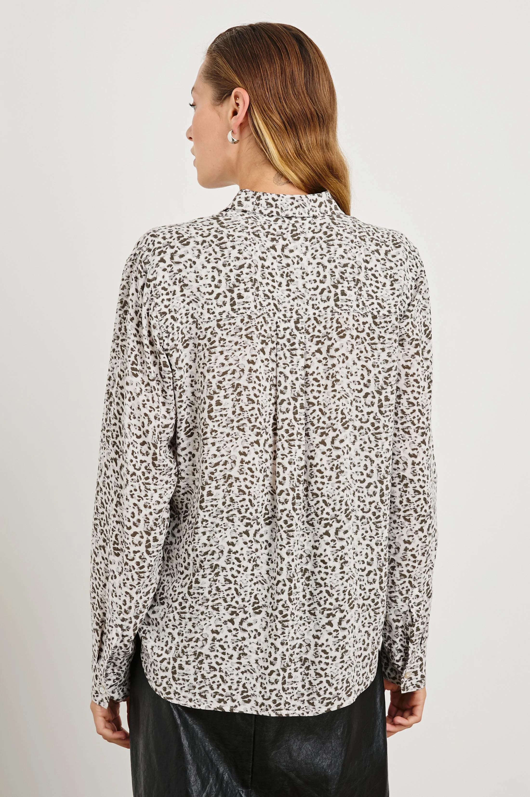 JOSEPHINE SHIRT - CHARCOAL WATERCOLOR CHEETAH - Image 5
