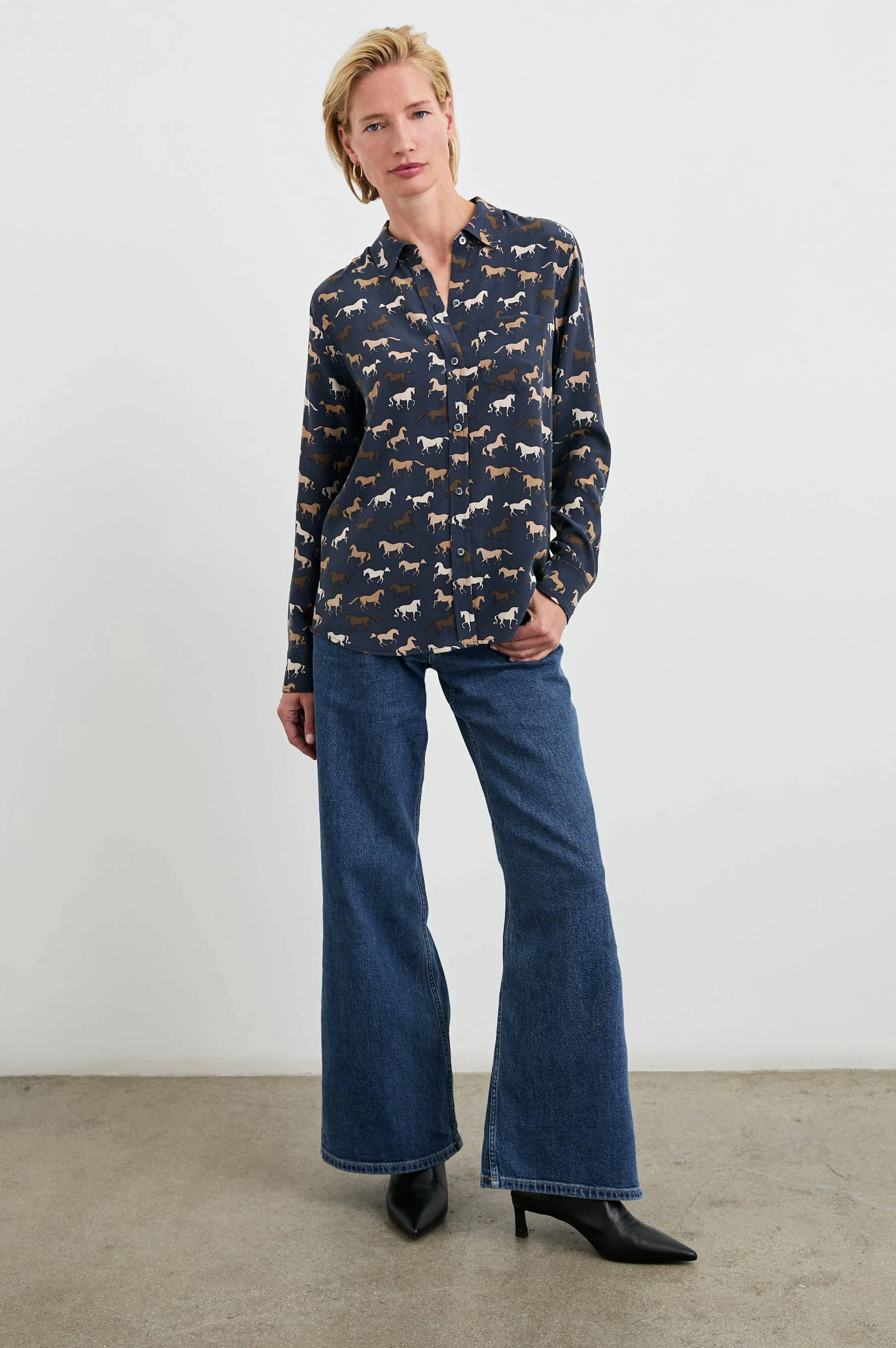 KATE SHIRT - HORSES - Image 3