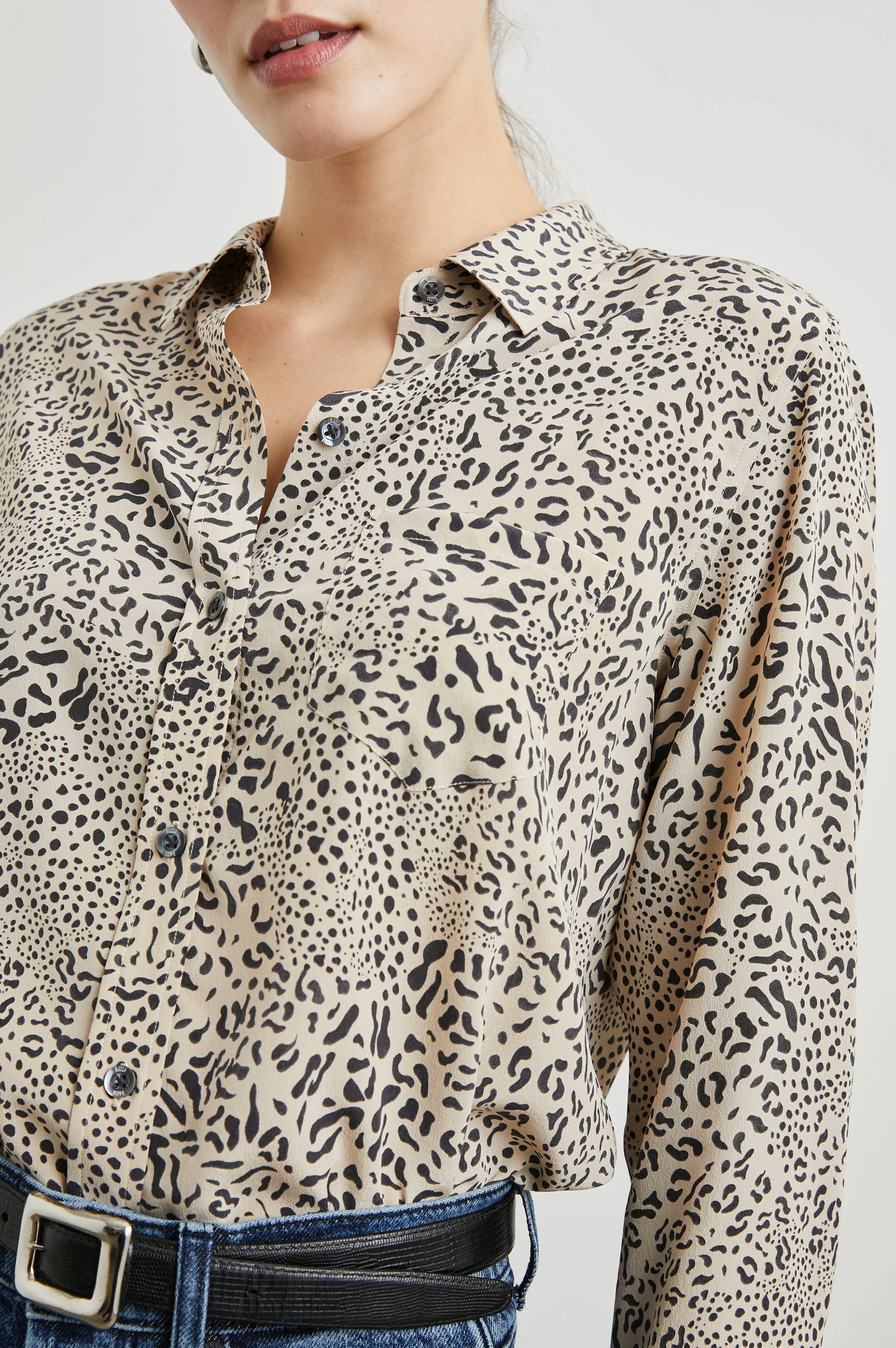 KATE SHIRT - SAND MIXED CHEETAH - Image 2