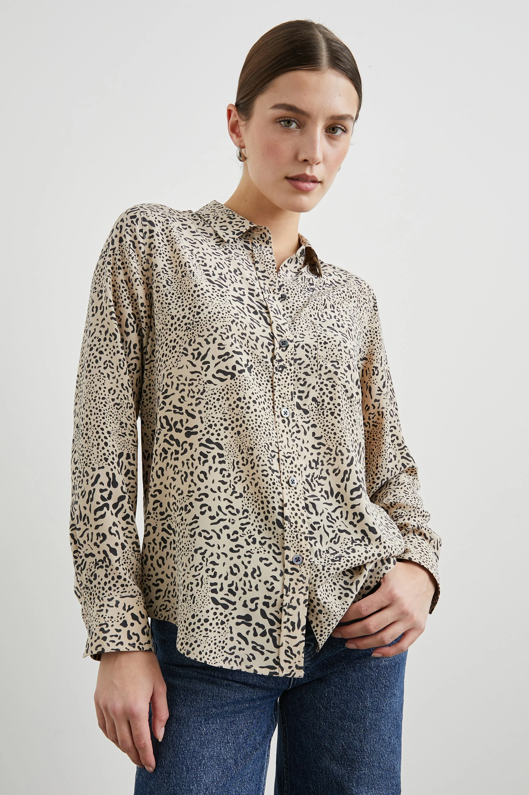 KATE SHIRT - SAND MIXED CHEETAH - Image 3