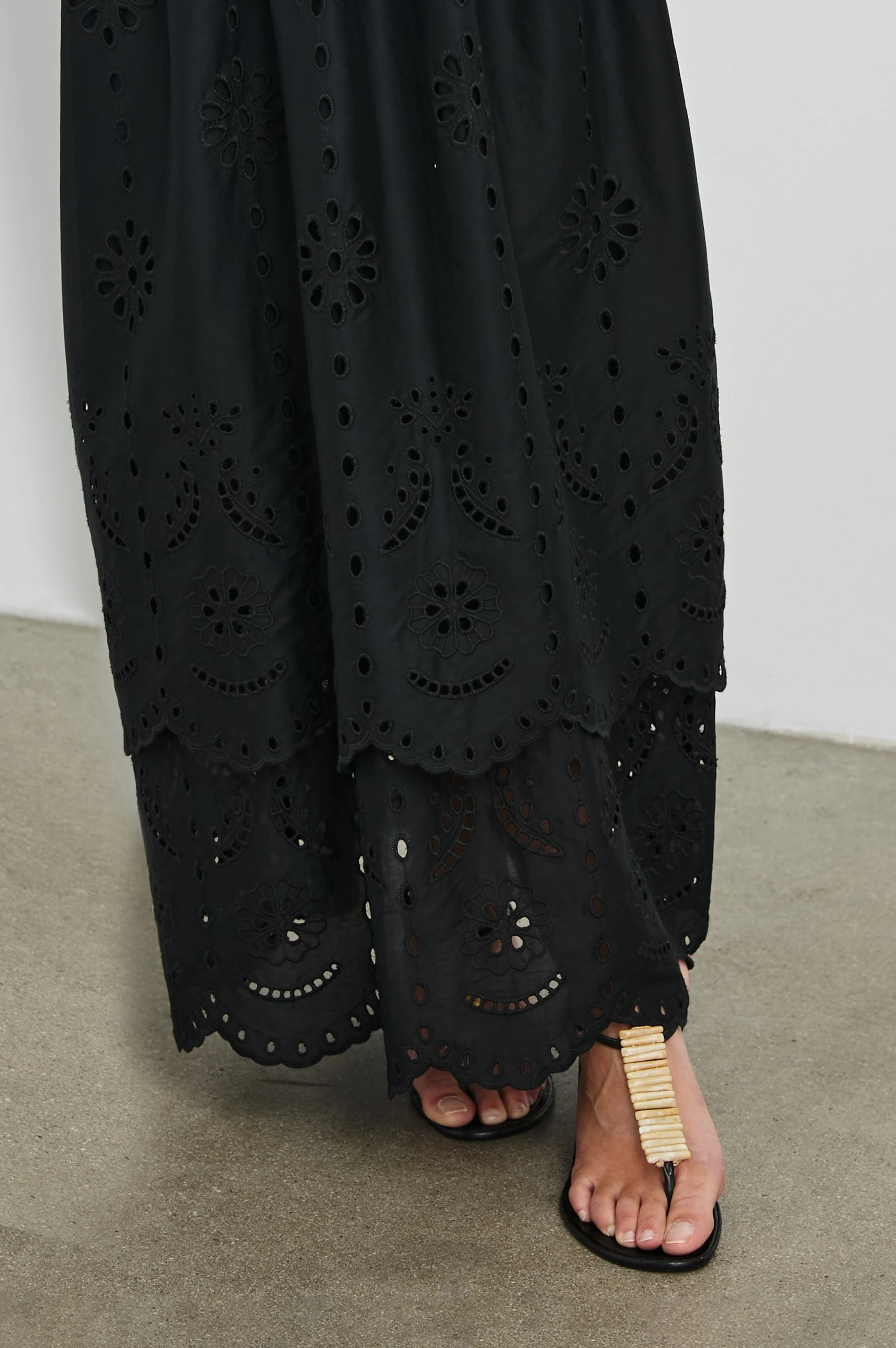 LAVINA DRESS - BLACK - Image 2