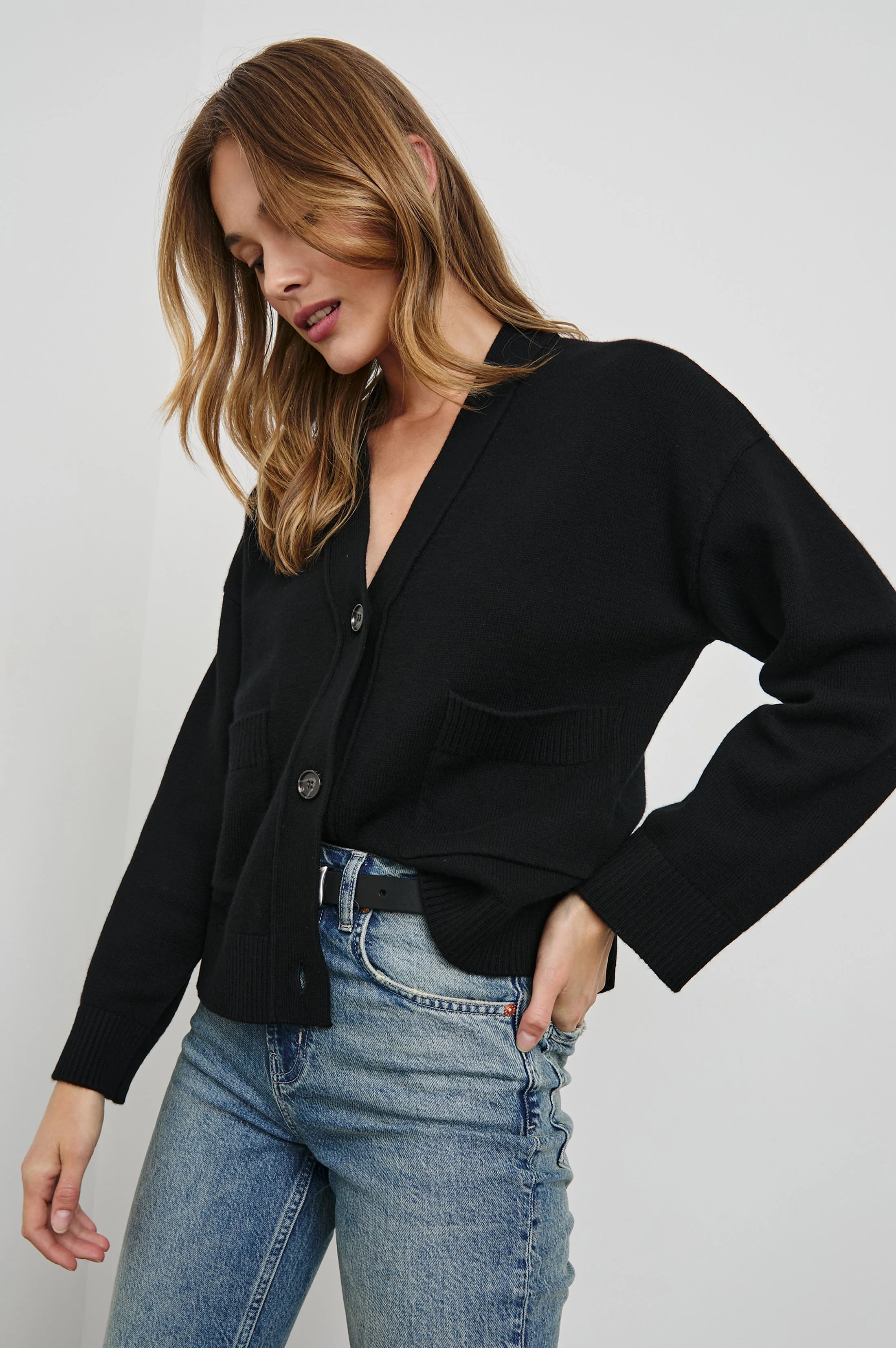 LINDI CARDIGAN - BLACK - Image 4