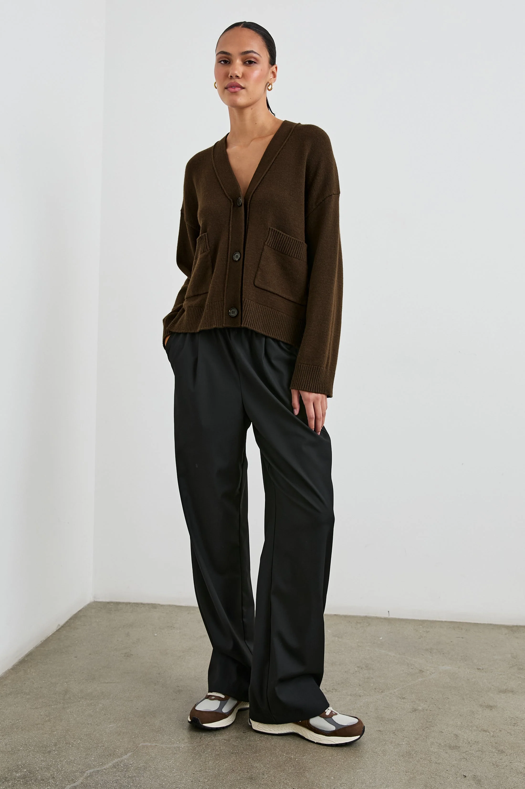 LINDI CARDIGAN - DARK MOSS - Image 3