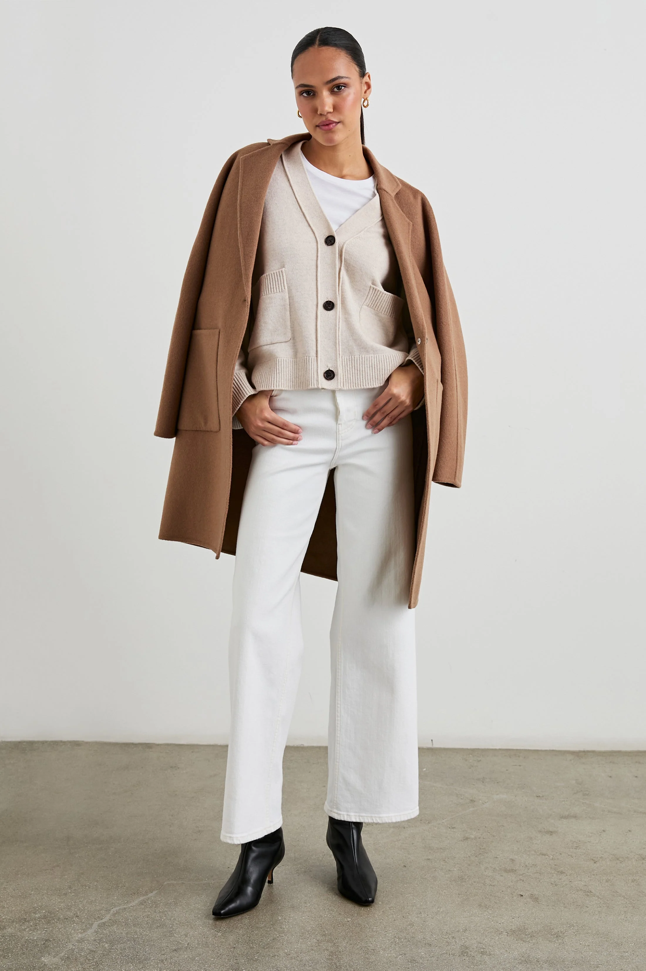 LINDI CARDIGAN - OATMEAL - Image 3