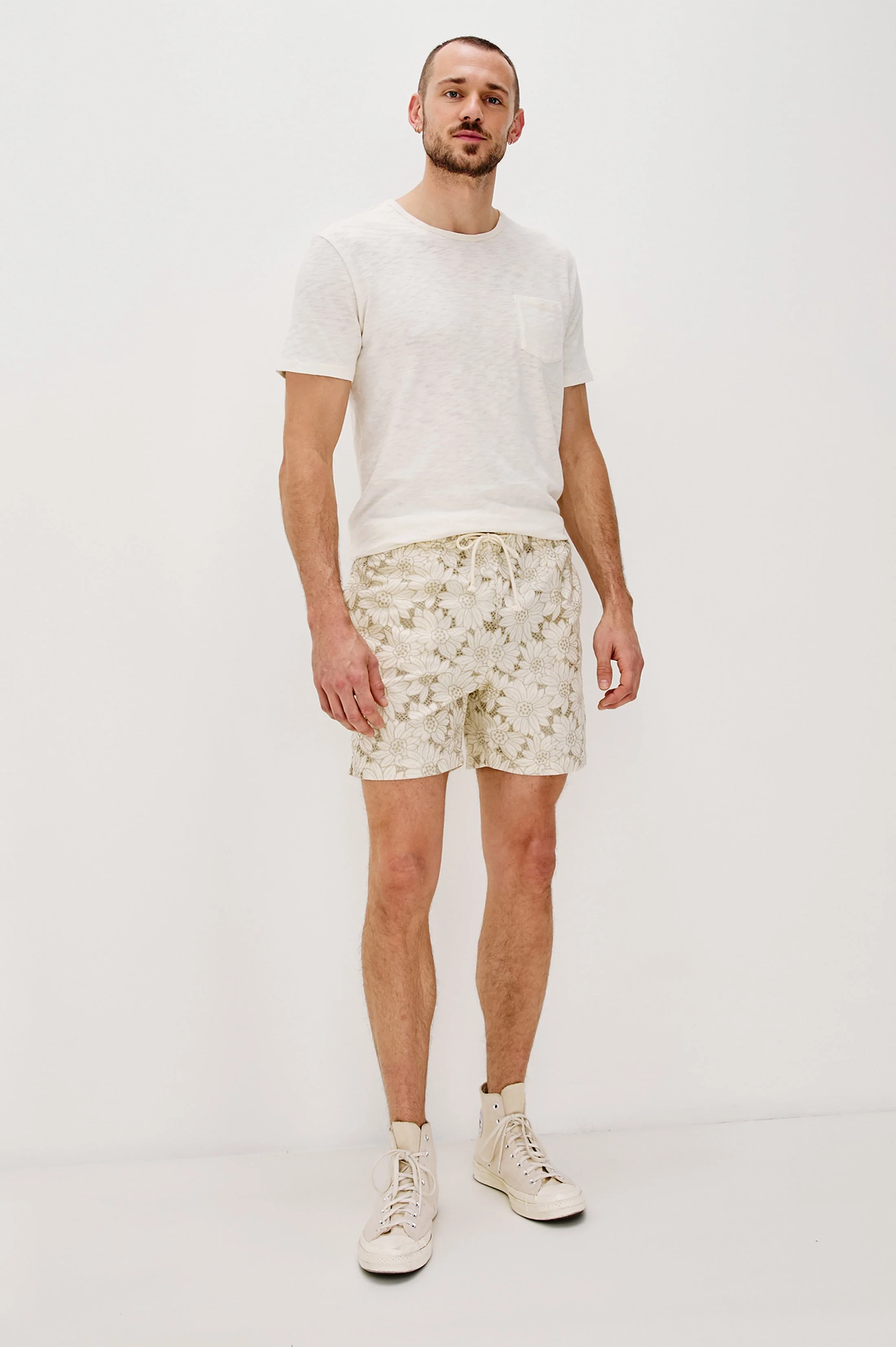 LOGAN SHORT - KHAKI WHITE SUNFLOWER - Image 4