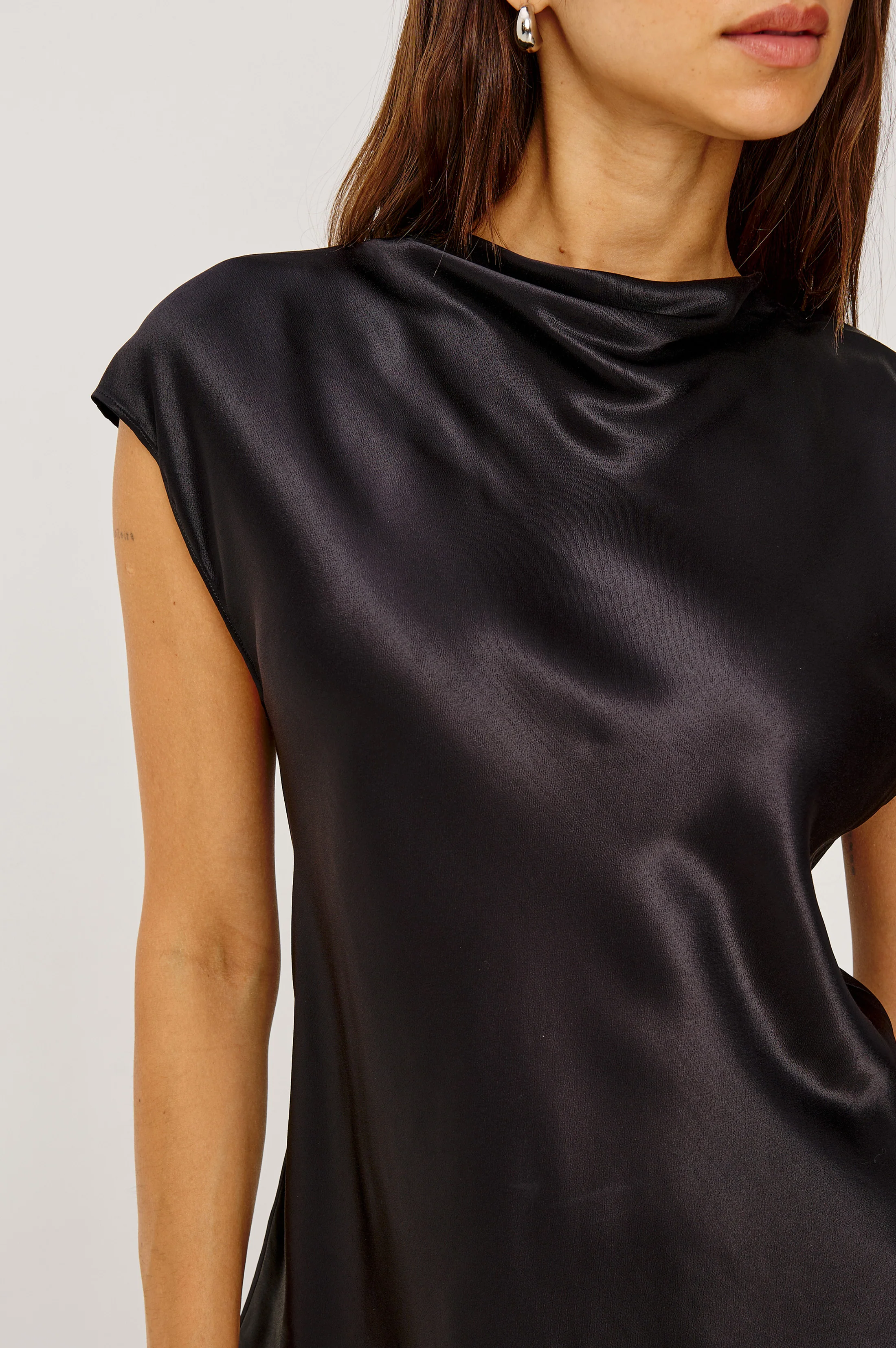 LORETTA TOP - BLACK - Image 2