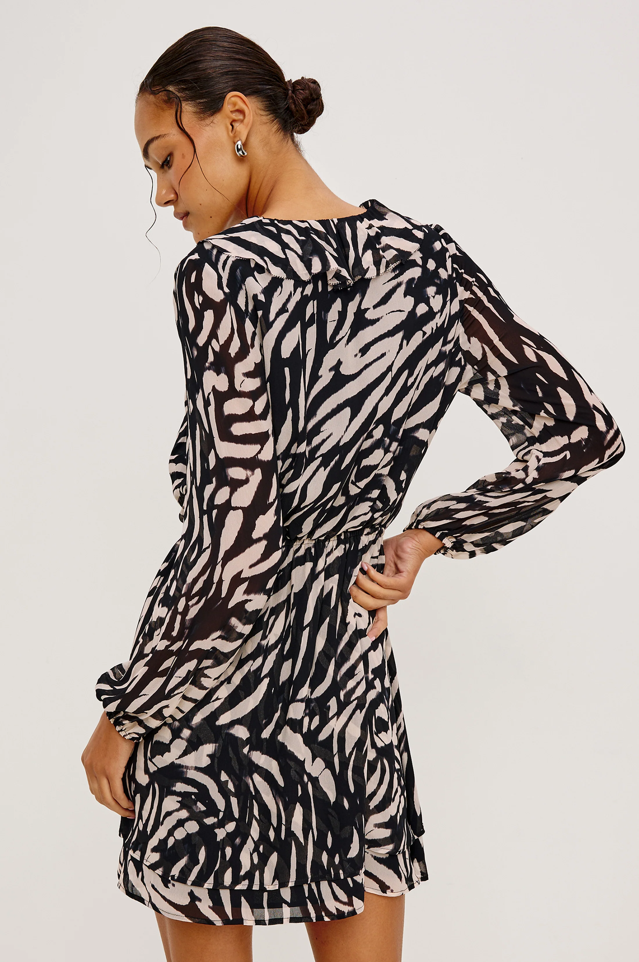 LUCRESIA DRESS - IVORY TIGER STRIPE - Image 5